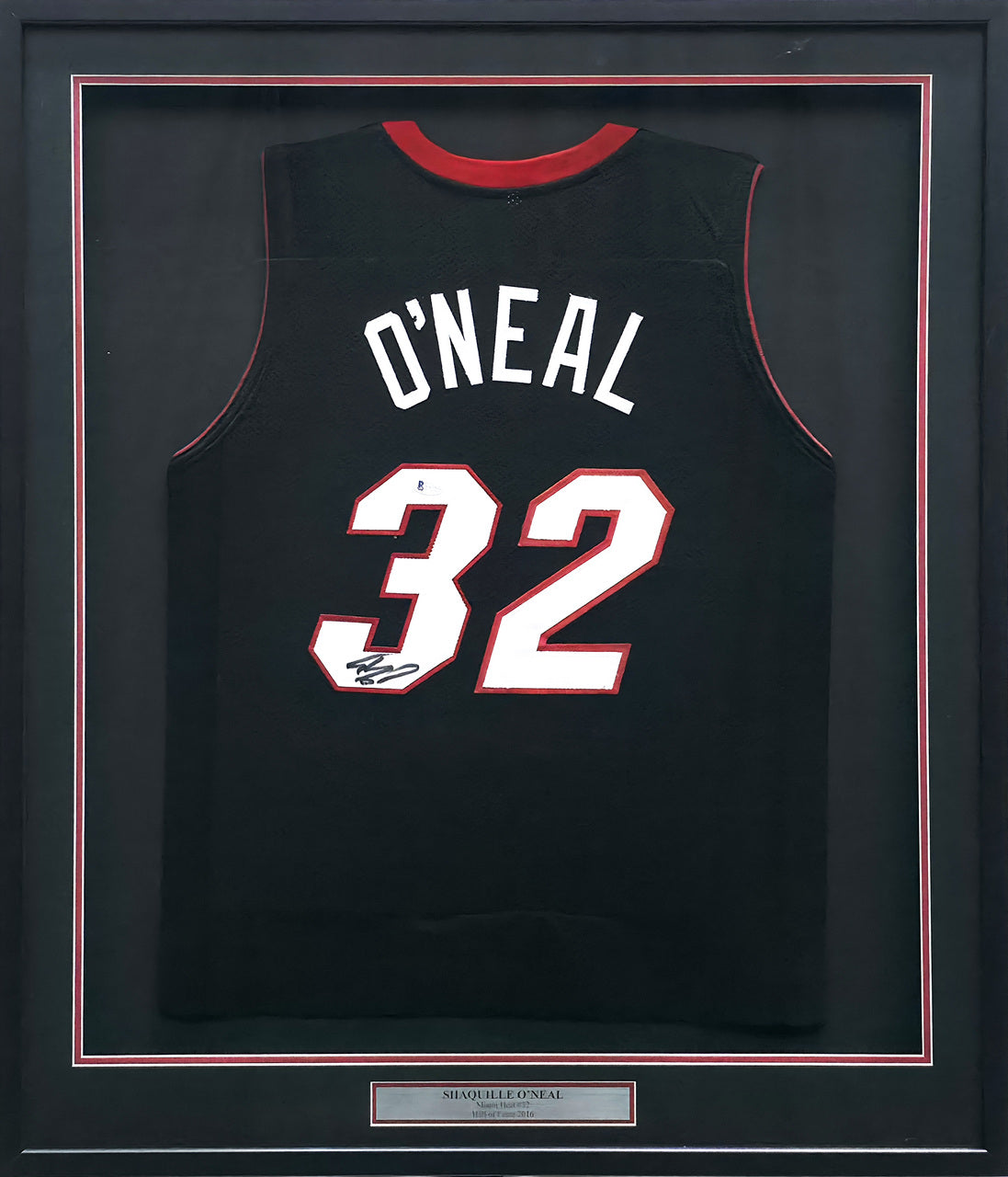 Miami Heat Shaquille O'Neal Autographed Framed Black Jersey Beckett BAS Witness Stock #243018