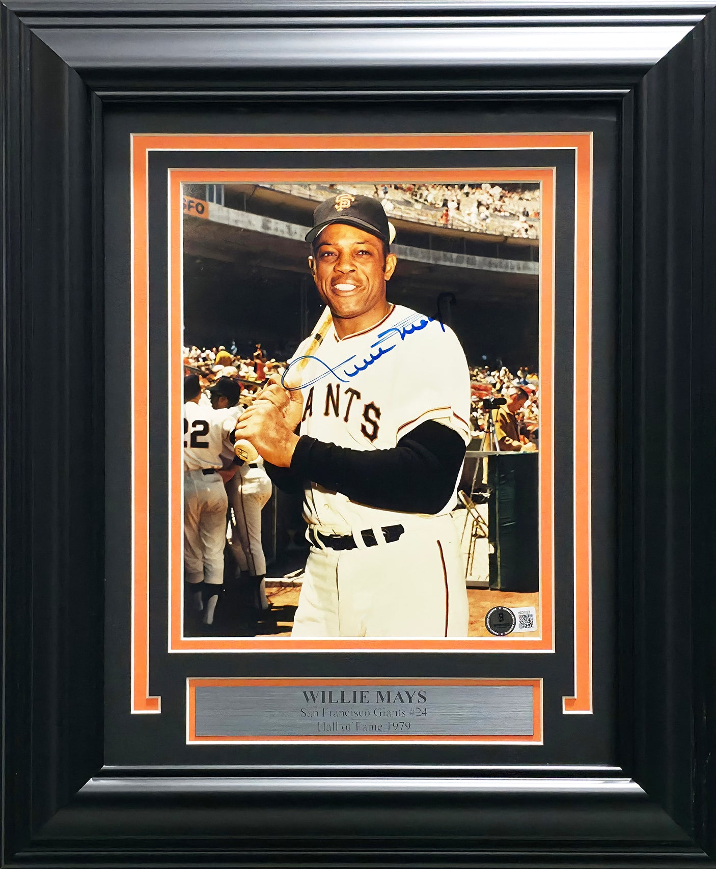 Willie Mays Autographed Framed 8x10 Photo San Francisco Giants Beckett BAS #AE31022