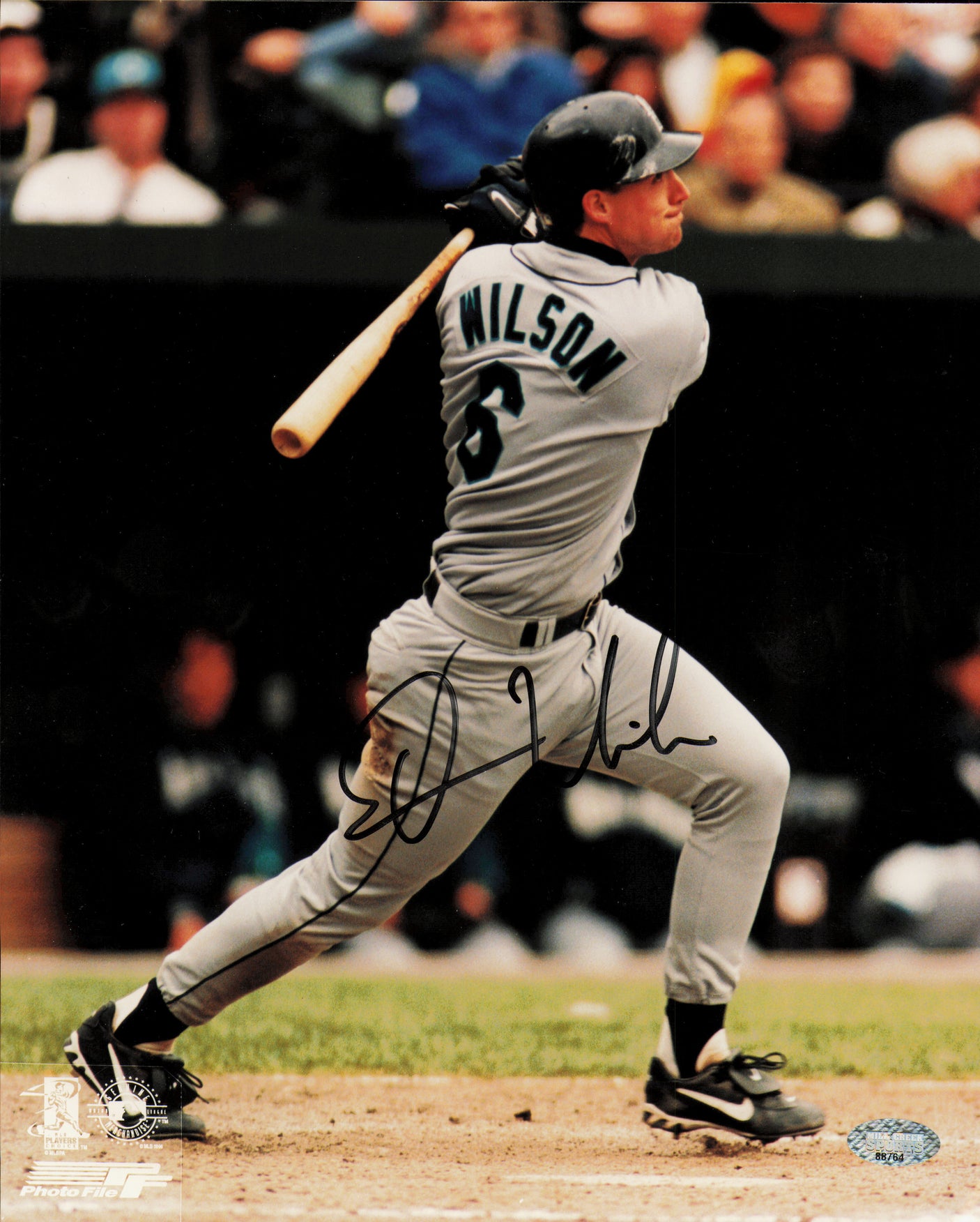Dan Wilson Autographed 8x10 Photo Seattle Mariners MCS Holo #88764