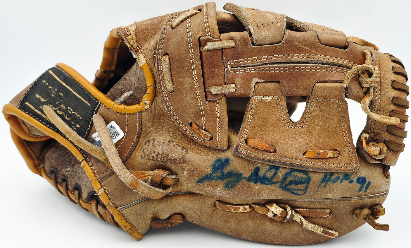 Gaylord Perry Autographed Wilson Player Model Baseball Glove Cleveland Indians "HOF 91" Beckett BAS QR #BK65799