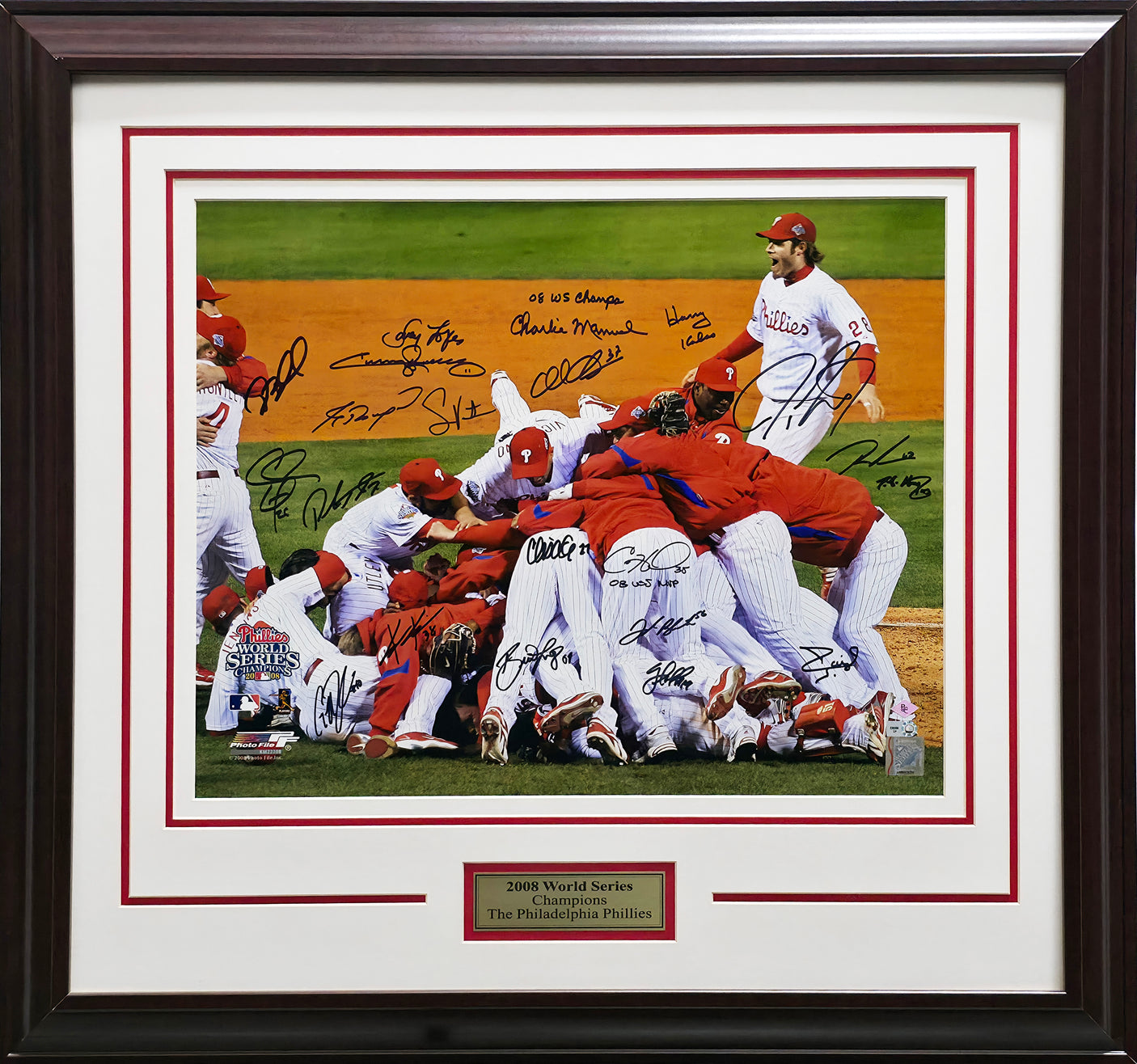 2008 World Series Champion Philadelphia Phillies Team Autographed Framed 16x20 Photo With 21 Signatures Including Cole Hamels MLB Holo #LH230006