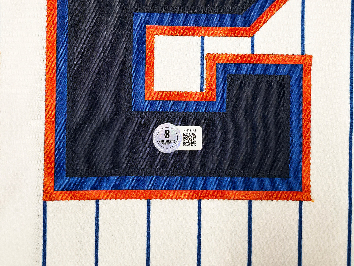 New York Mets Juan Soto Autographed White Nike Jersey Size L Beckett BAS QR Stock #242671