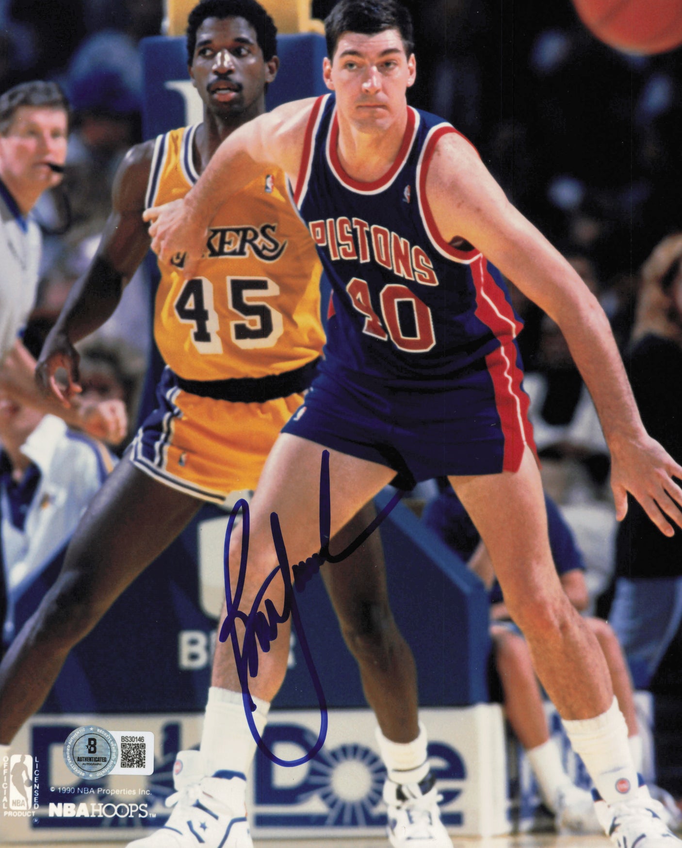 Bill Laimbeer Autographed 8x10 Photo Detroit Pistons Beckett BAS QR #BS30146