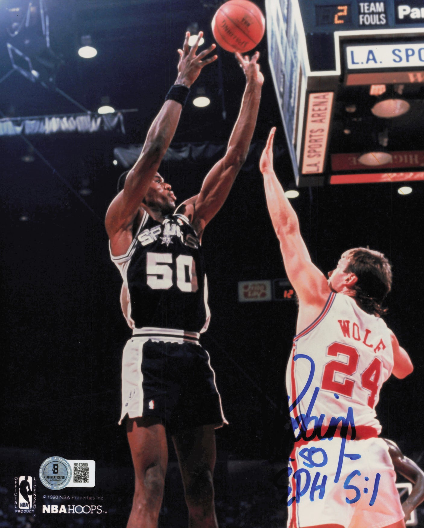 David Robinson Autographed 8x10 Photo San Antonio Spurs Beckett BAS QR #BS12880