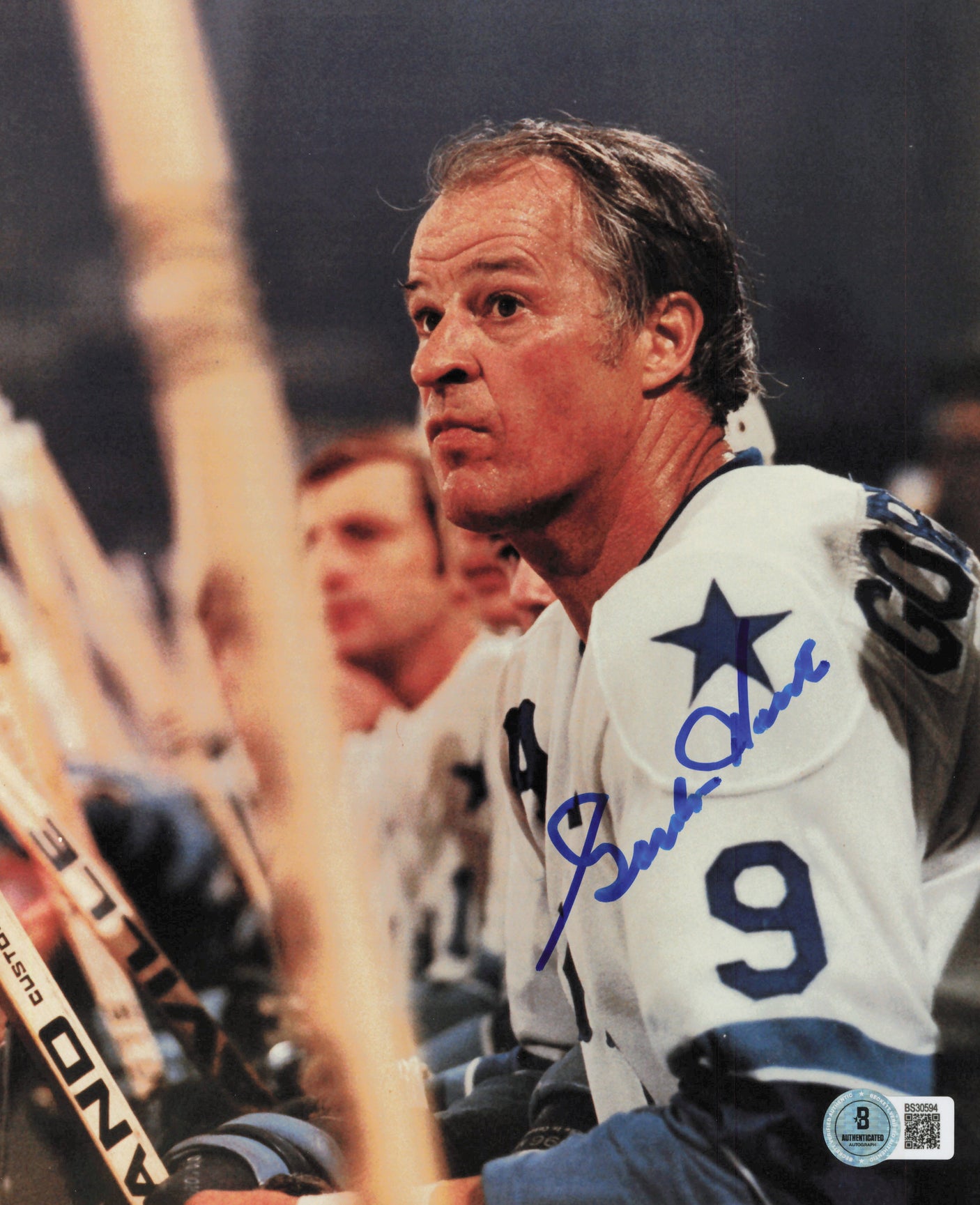 Gordie Howe Autographed 8x10 Photo Houston Aeros Beckett BAS QR #BS30594