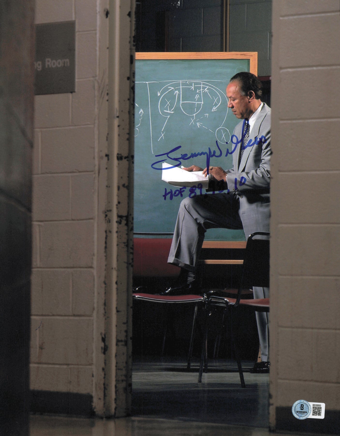 Lenny Wilkens Autographed 11x14 Photo Seattle Supersonics "HOF 89,98,10" Beckett BAS QR #SB30693