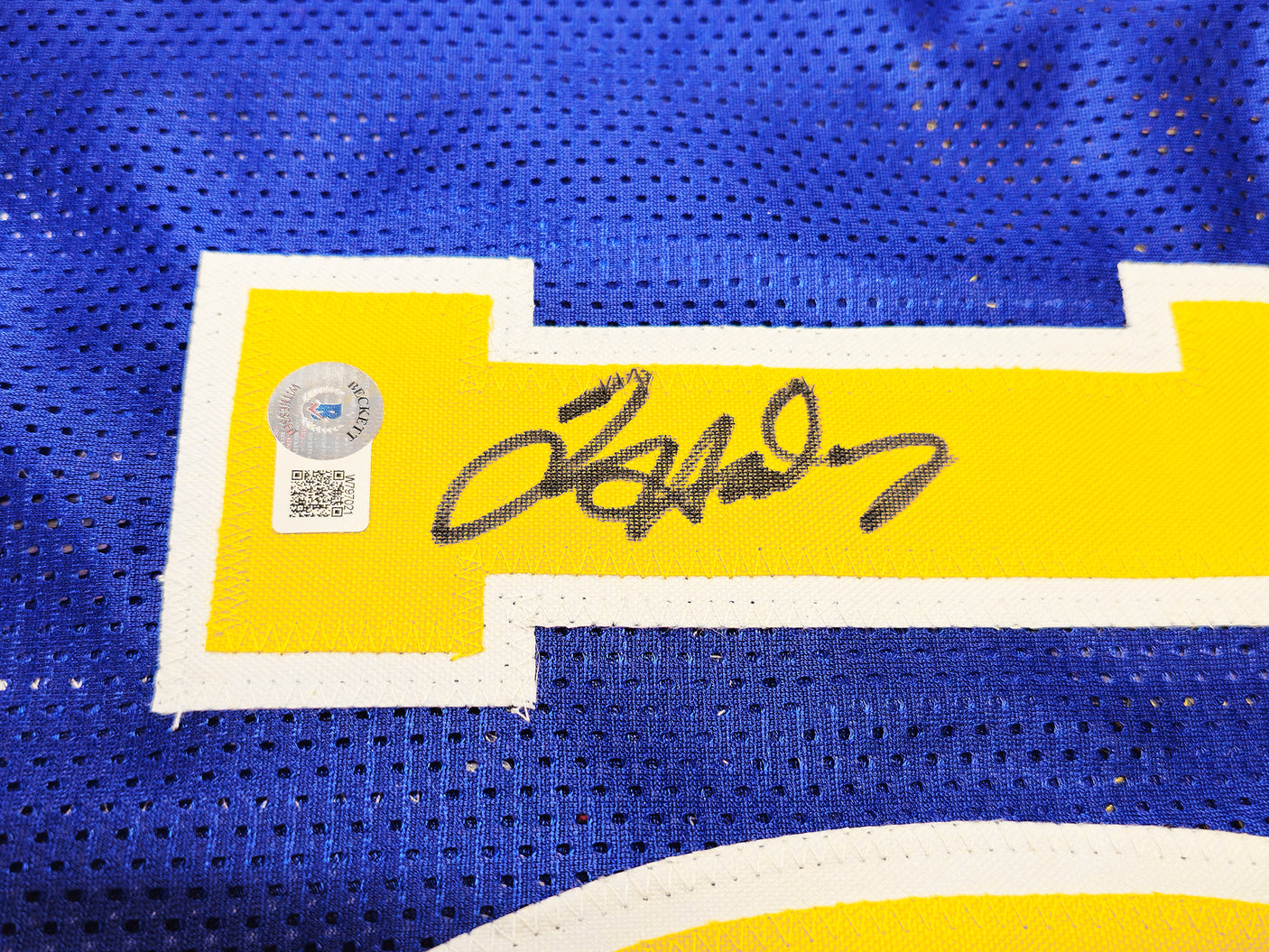 Golden State Warriors Tim Hardaway Autographed Blue Jersey Beckett BAS Witness Stock #232598