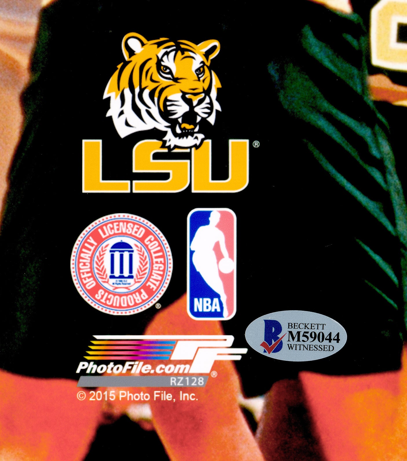 Shaquille O'Neal Autographed 16x20 Photo LSU Tigers Beckett BAS Witness Stock #232720