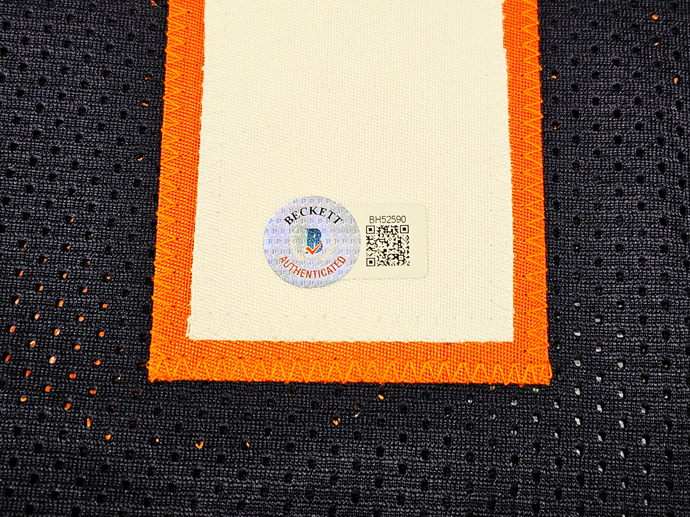 Chicago Bears Tremaine Edmunds Autographed Blue Jersey Beckett BAS QR Stock #216946