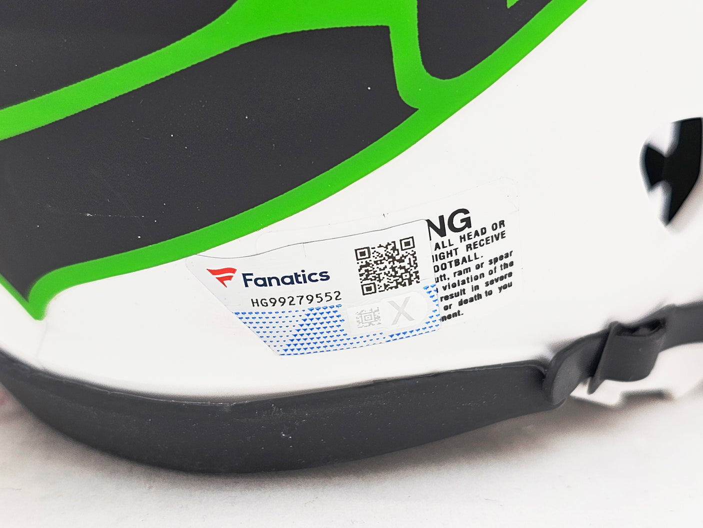 Chris Carson Autographed Seattle Seahawks Lunar Eclipse White Speed Mini Helmet Fanatics Holo Stock #216815