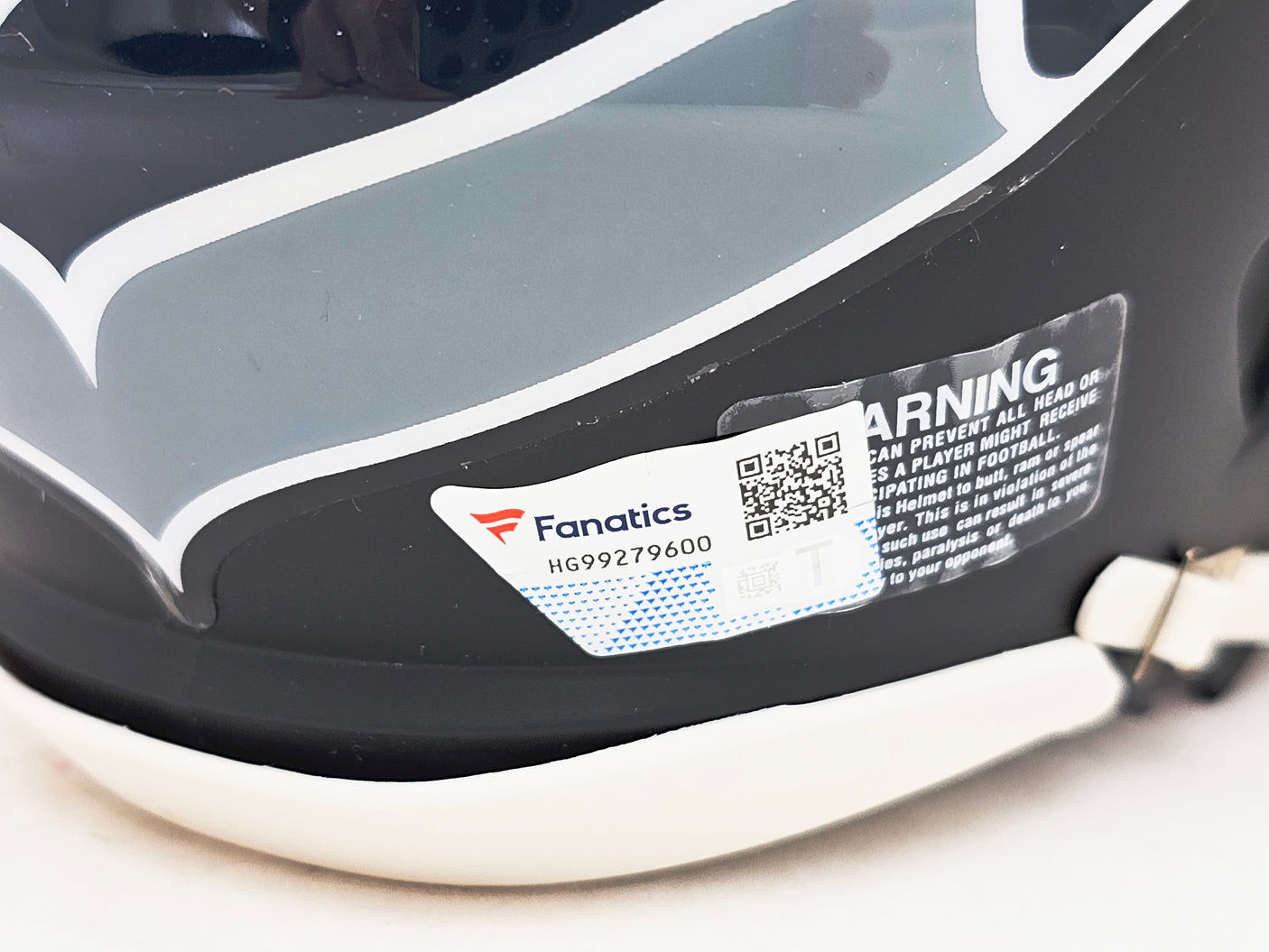 Chris Carson Autographed Seattle Seahawks Flat Matte Black Speed Mini Helmet Fanatics Holo Stock #216812