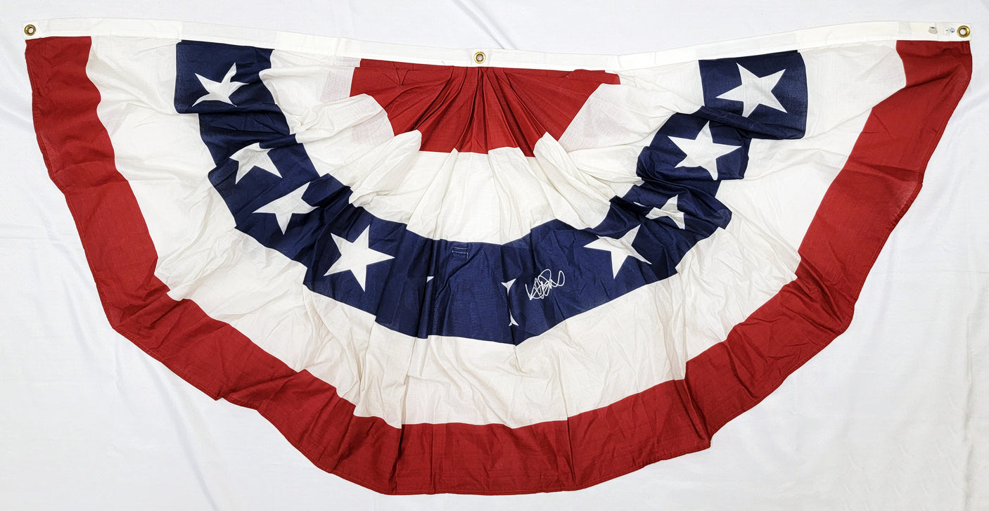 Ichiro Suzuki Autographed 2009 World Series Bunting Banner New York Yankees Stadium 300 Level IS Holo & Steiner Holo #106897