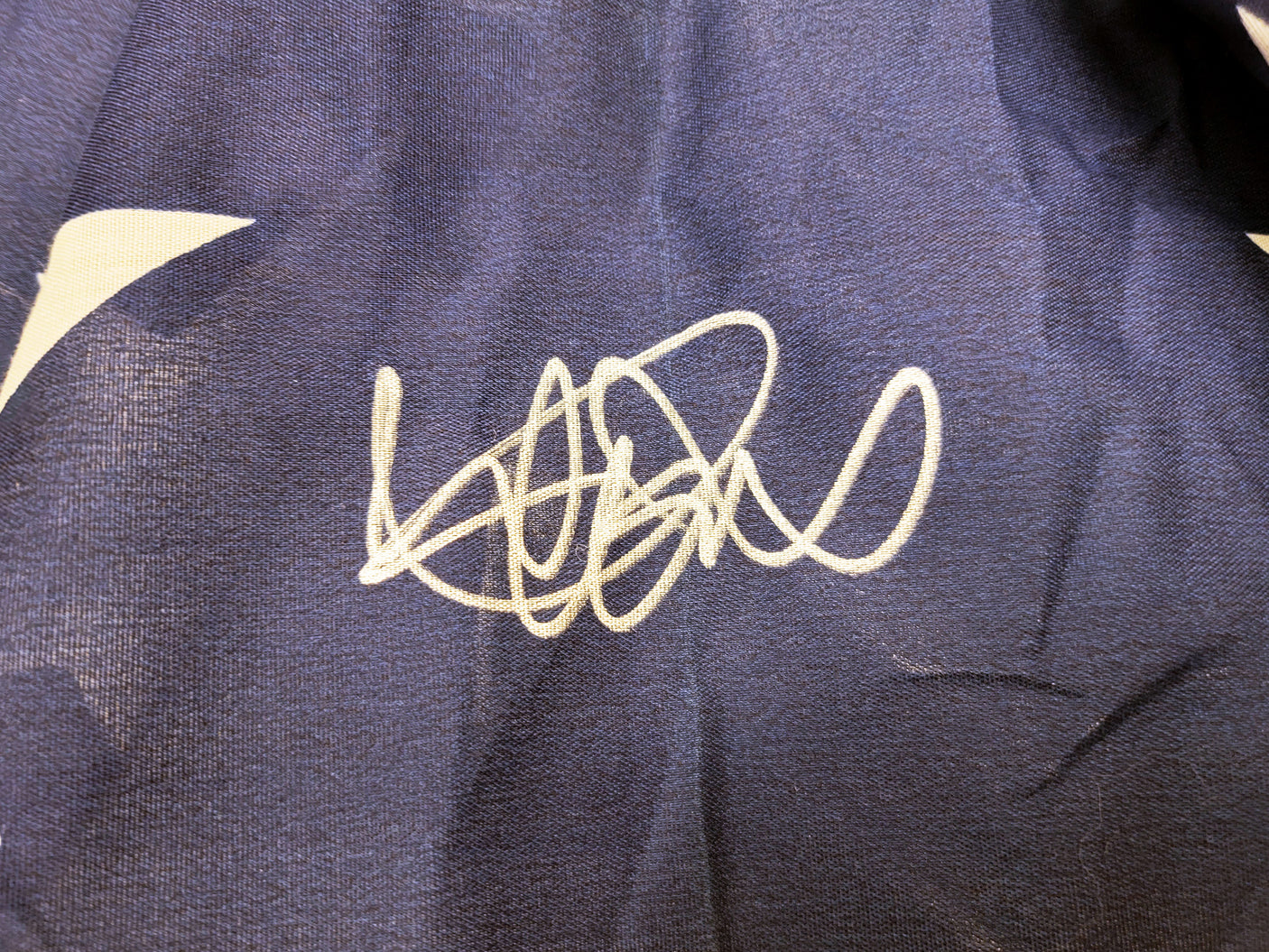 Ichiro Suzuki Autographed 2009 World Series Bunting Banner New York Yankees Stadium 300 Level IS Holo & Steiner Holo #106897