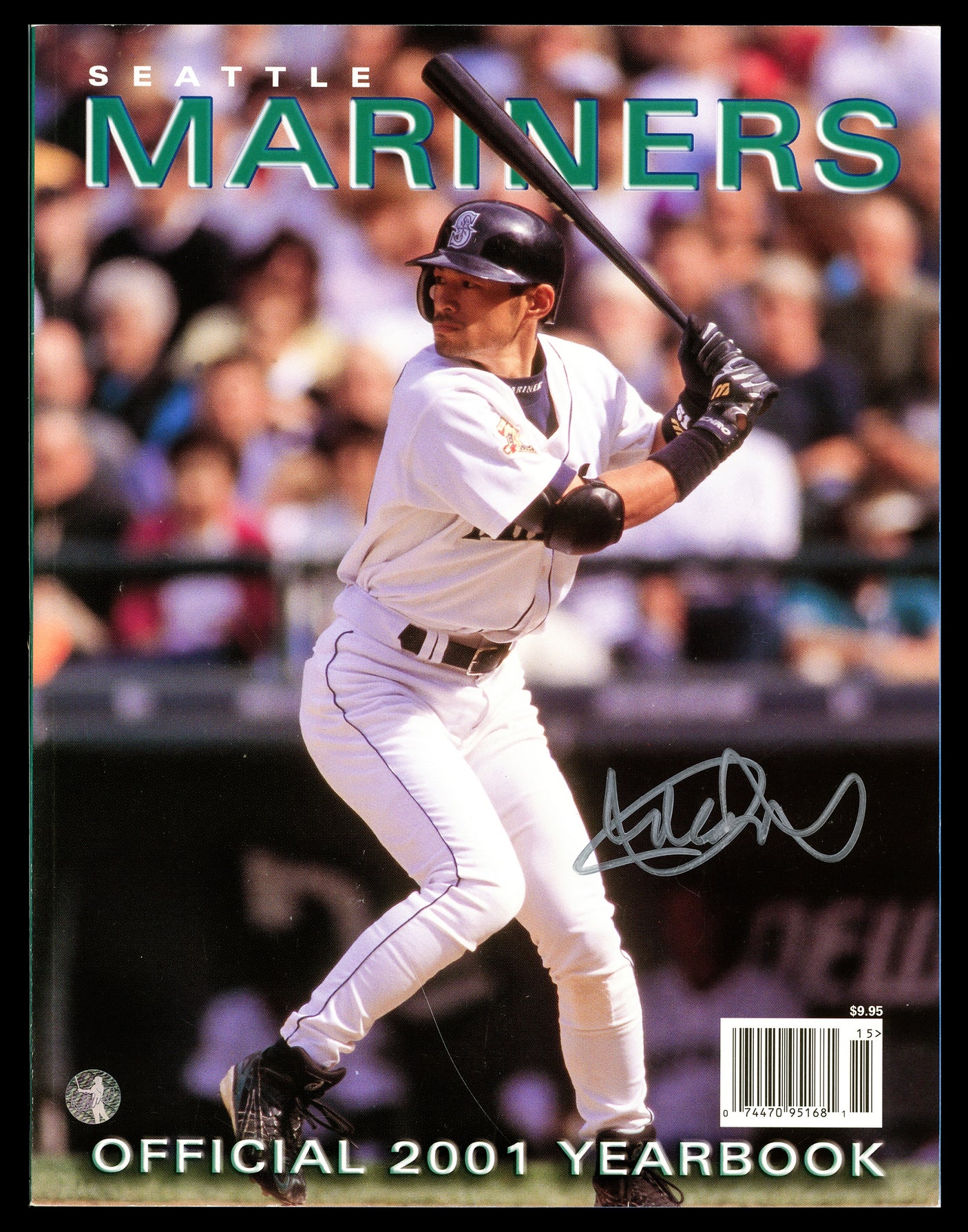 Ichiro Suzuki Autographed Official 2001 Yearbook Program Seattle Mariners IS Holo SKU #230444