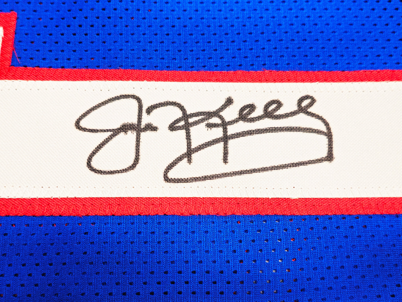 Buffalo Bills Jim Kelly Autographed Blue Jersey Beckett BAS Witness Stock #230185