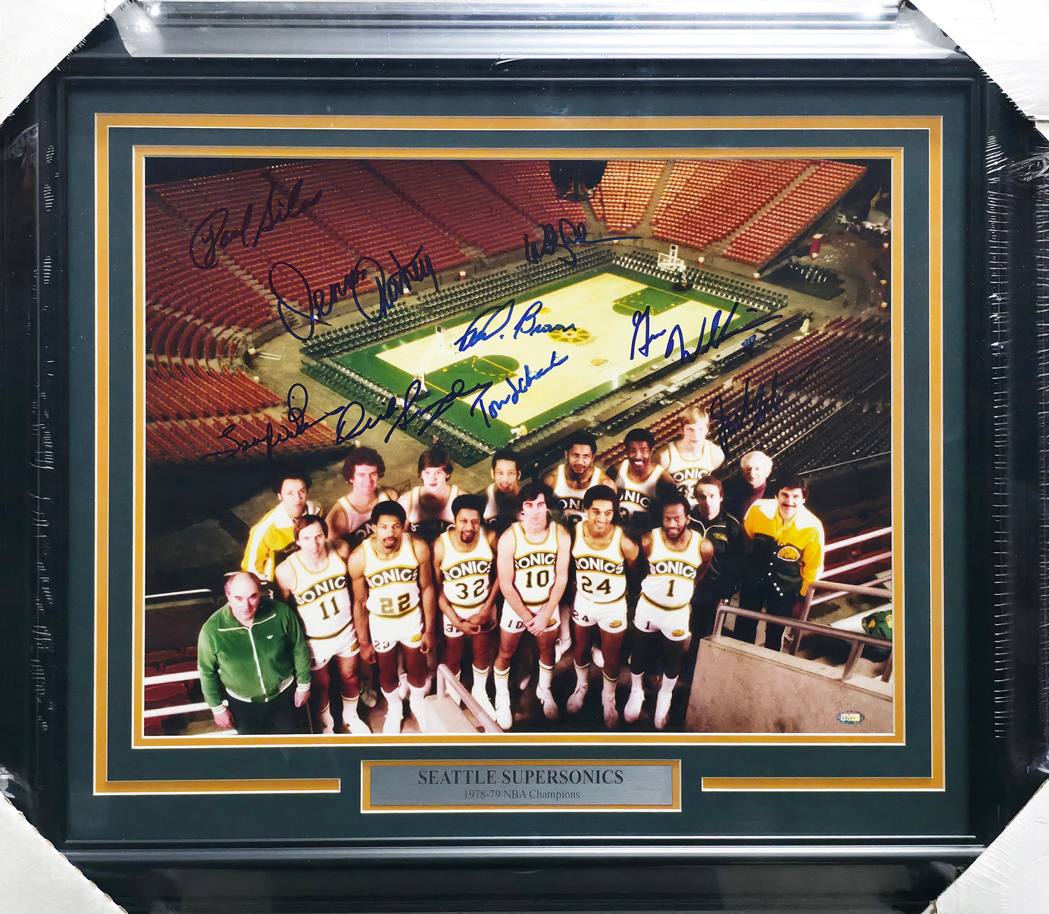 1978-79 NBA Champion Seattle Supersonics Team Autographed Framed 16x20 Photo With 9 Signatures Including Fred Brown & Lenny Wilkens MCS Holo #87231