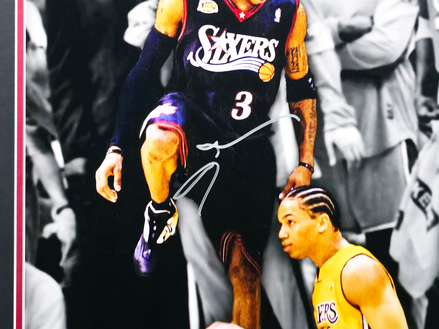 Allen Iverson Autographed Framed 16x20 Photo Philadelphia 76ers (Damaged) Beckett BAS Witness #W997620