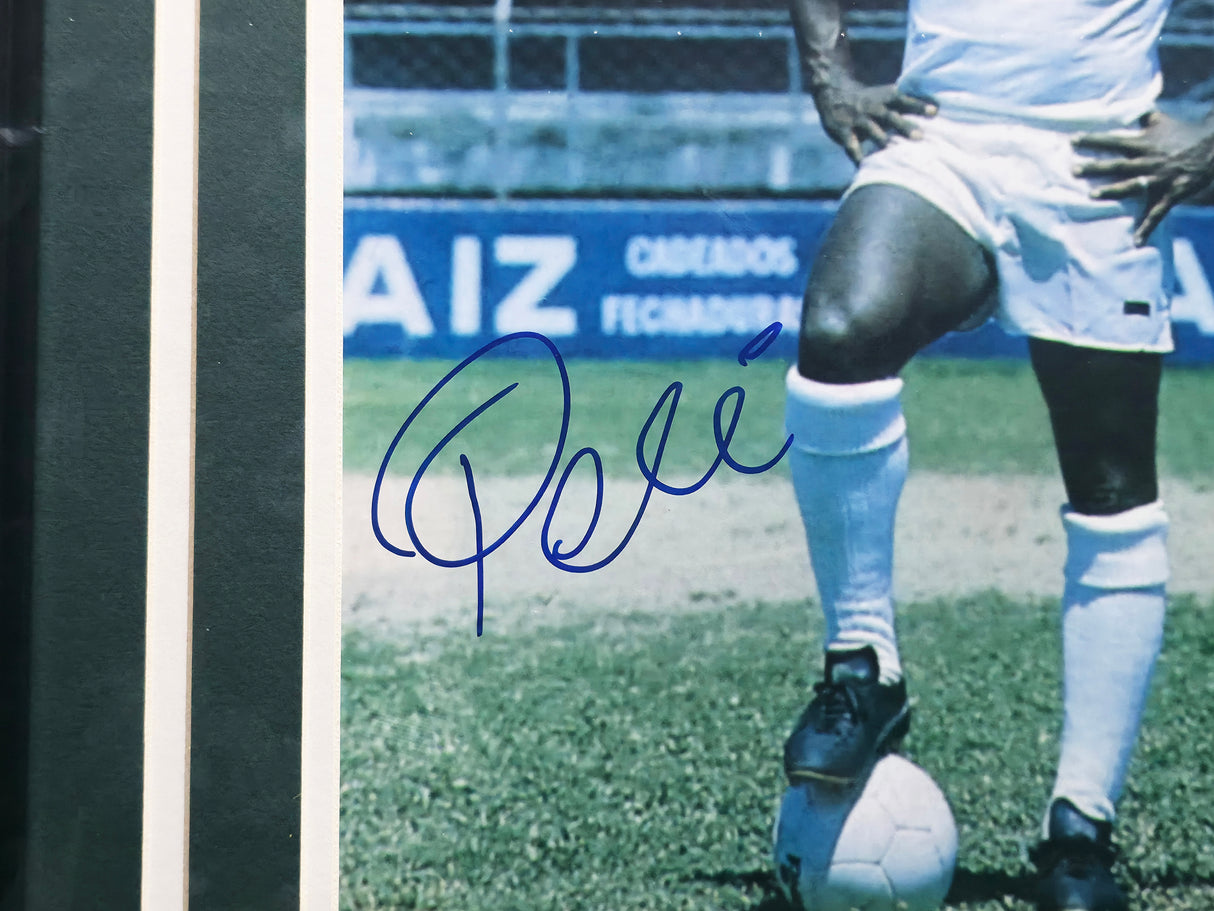 Pele Autographed Framed 11x14 Photo Brazil Beckett BAS #AC95439