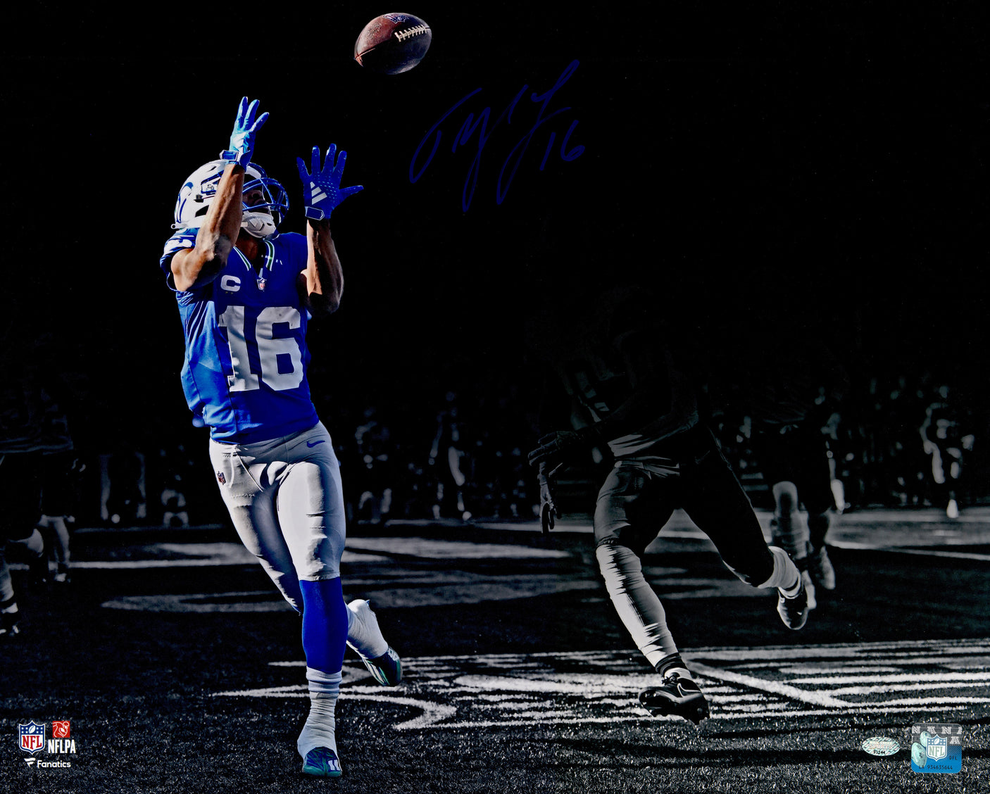 Tyler Lockett Autographed 16x20 Photo Seattle Seahawks MCS Holo #91244