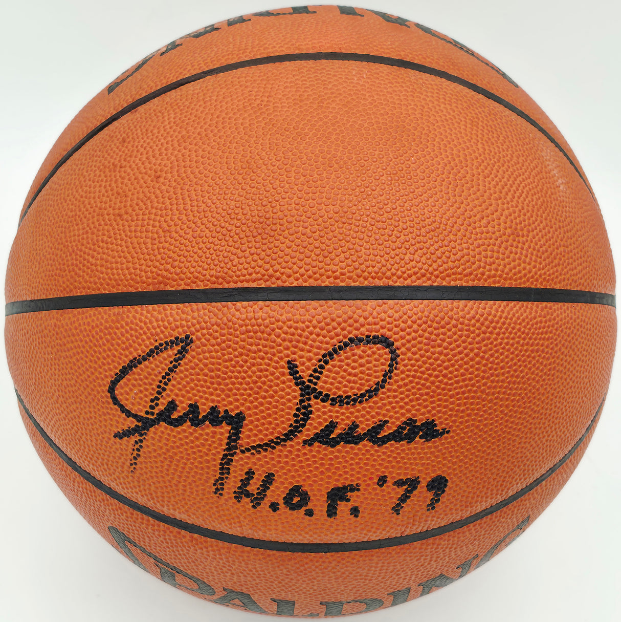 Jerry Lucas Autographed Spalding NBA Leather Game Basketball New York Knicks "HOF 79" Beckett BAS QR #BS30431