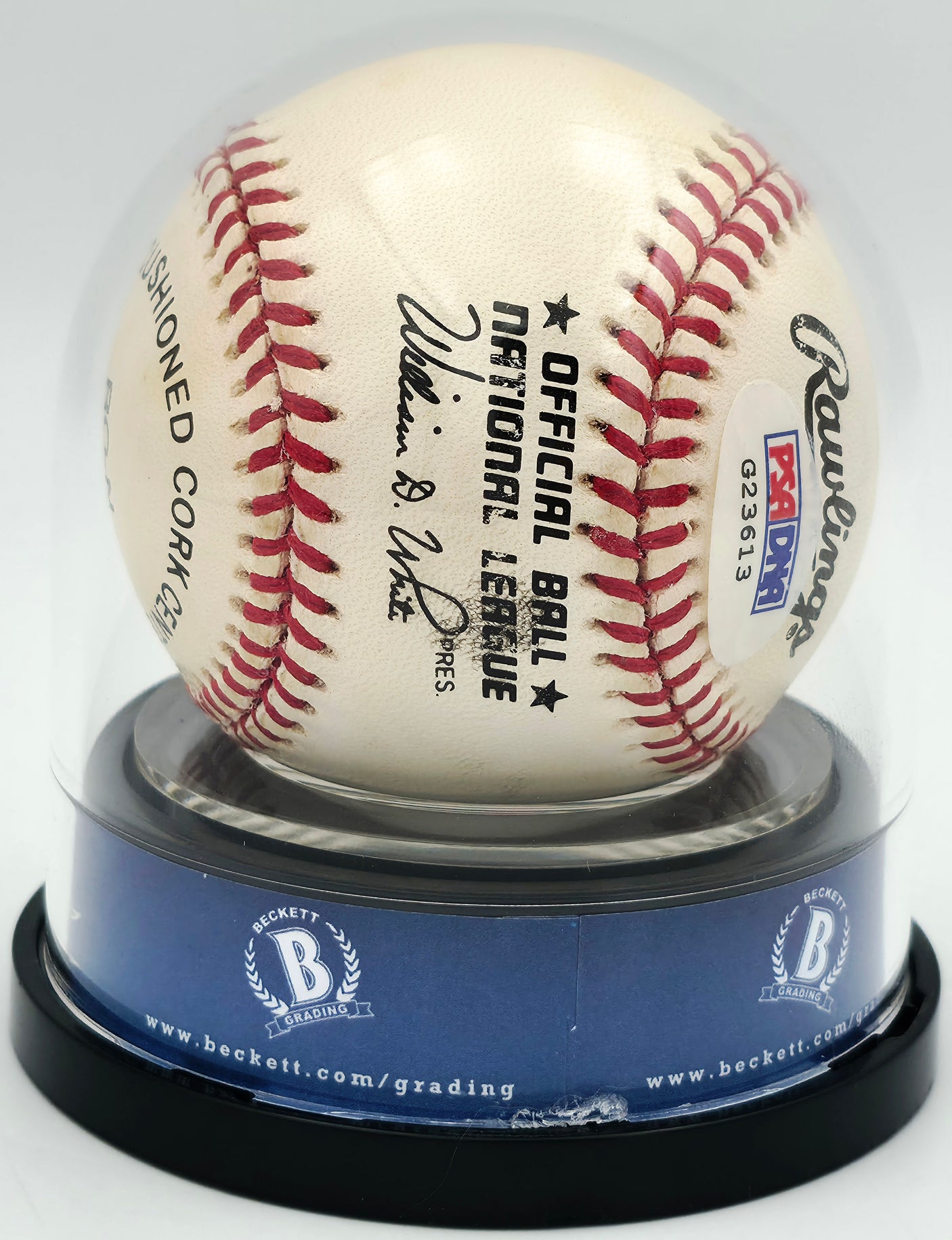 Willie Mays Autographed Official NL Baseball San Francisco Giants Auto Grade Mint 9 PSA/DNA & Beckett BAS #18285567