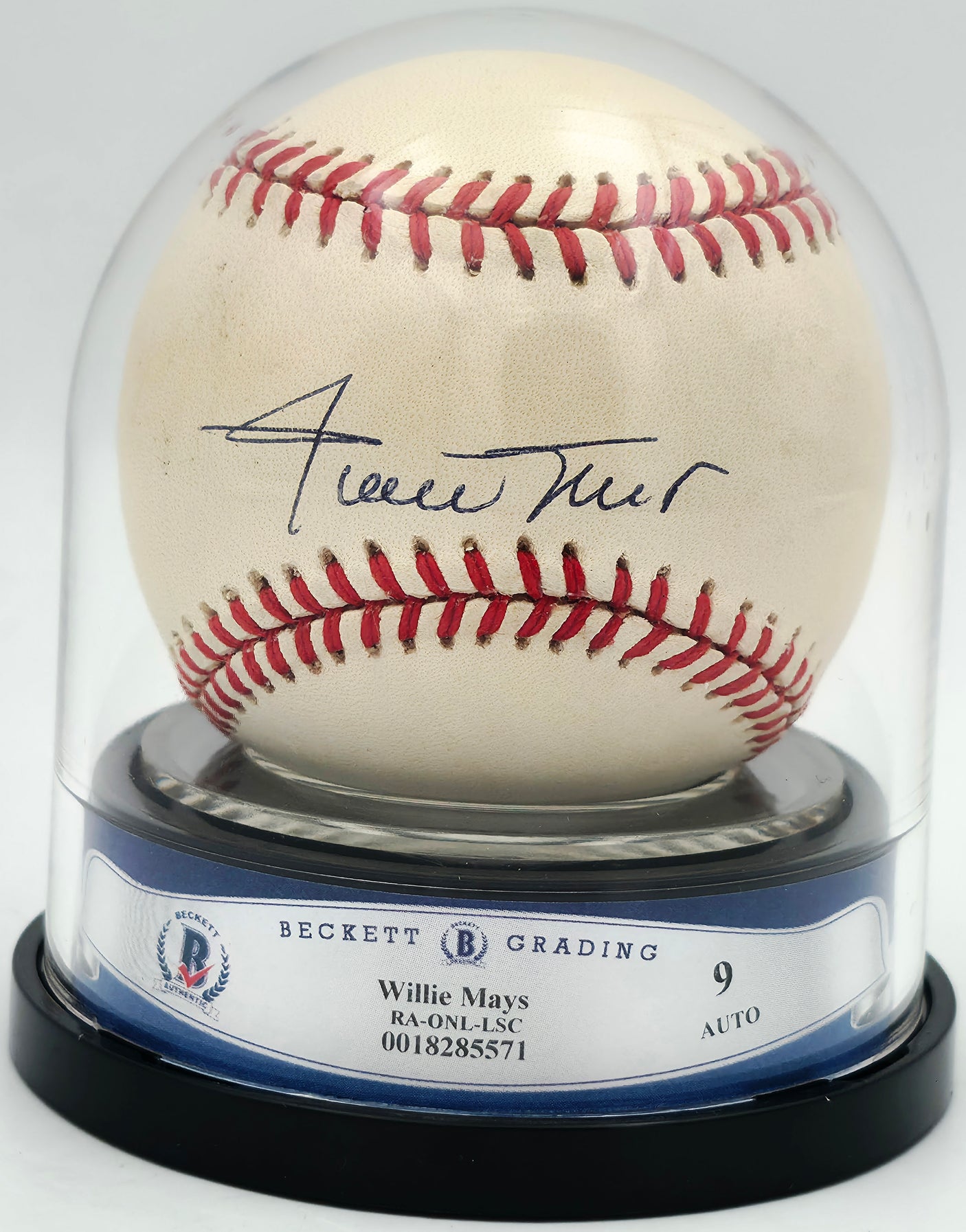 Willie Mays Autographed Official NL Baseball San Francisco Giants Auto Grade Mint 9 PSA/DNA & Beckett BAS #18285571