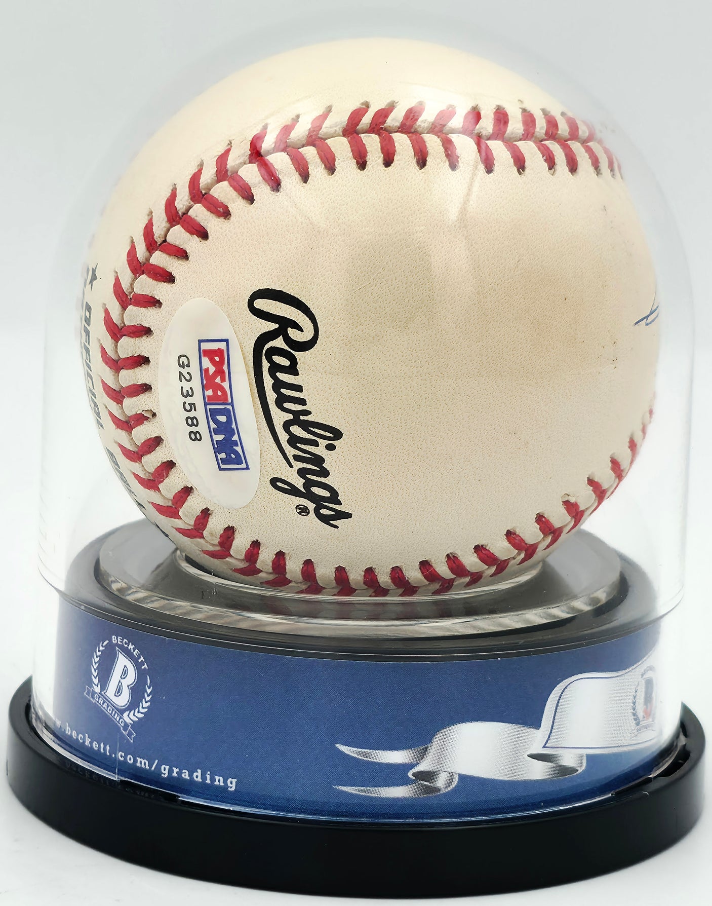 Willie Mays Autographed Official NL Baseball San Francisco Giants Auto Grade Mint 9 PSA/DNA & Beckett BAS #18285571