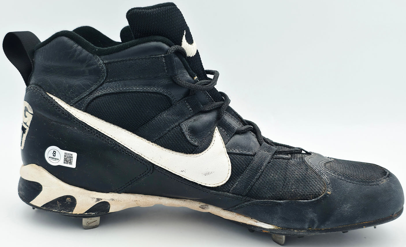 Randy Johnson Autographed Game Used Black Nike Cleat Seattle Mariners "#51" Big Unit Logo Size 13 Beckett BAS QR #BS30296