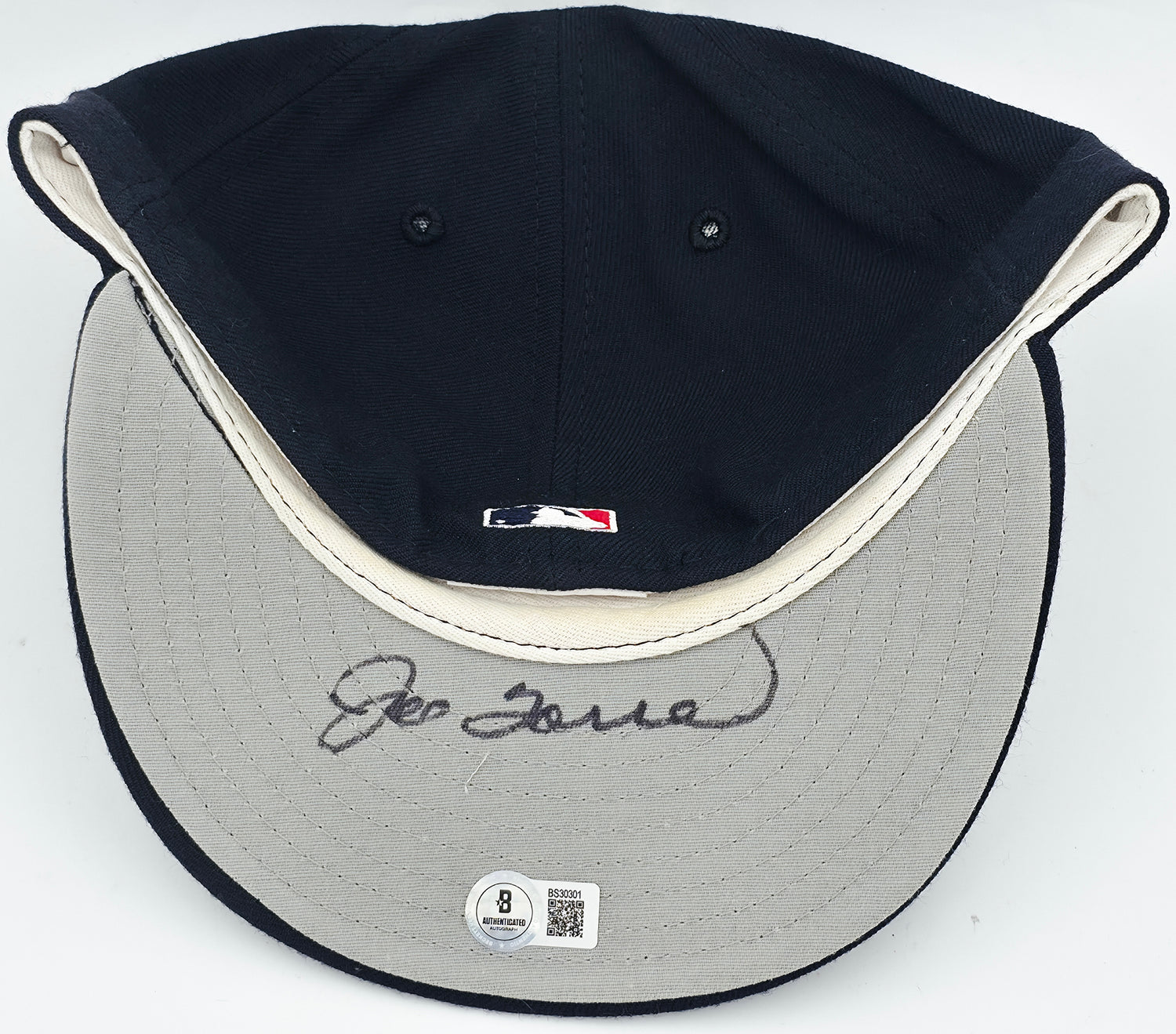 Joe Torre Autographed Navy Blue New Era 7 3/8 Hat New York Yankees Beckett BAS QR #BS30301