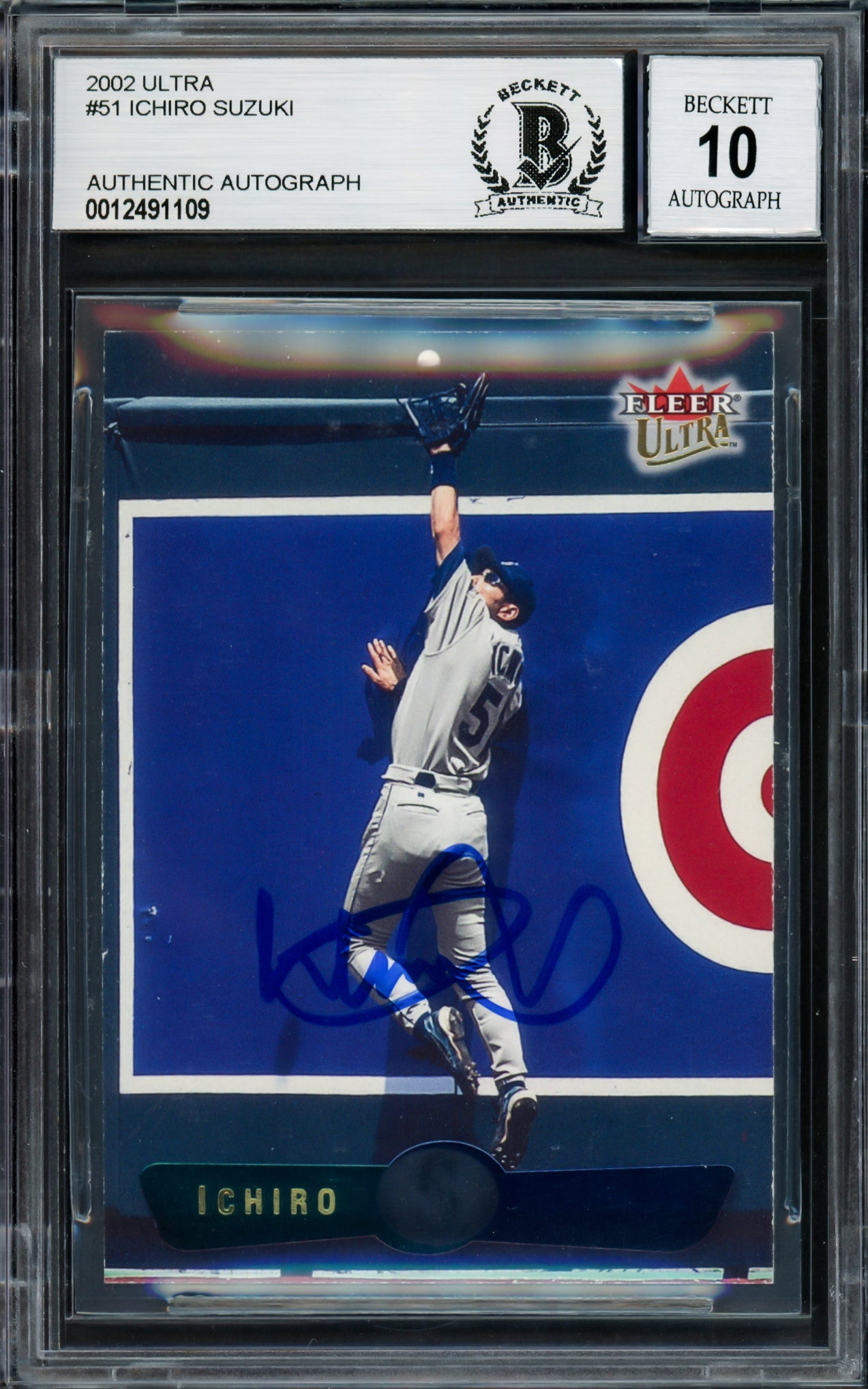 Ichiro Suzuki Autographed 2002 Fleer Ultra Card #51 Seattle Mariners Auto Grade Gem Mint 10 Beckett BAS Stock #220251