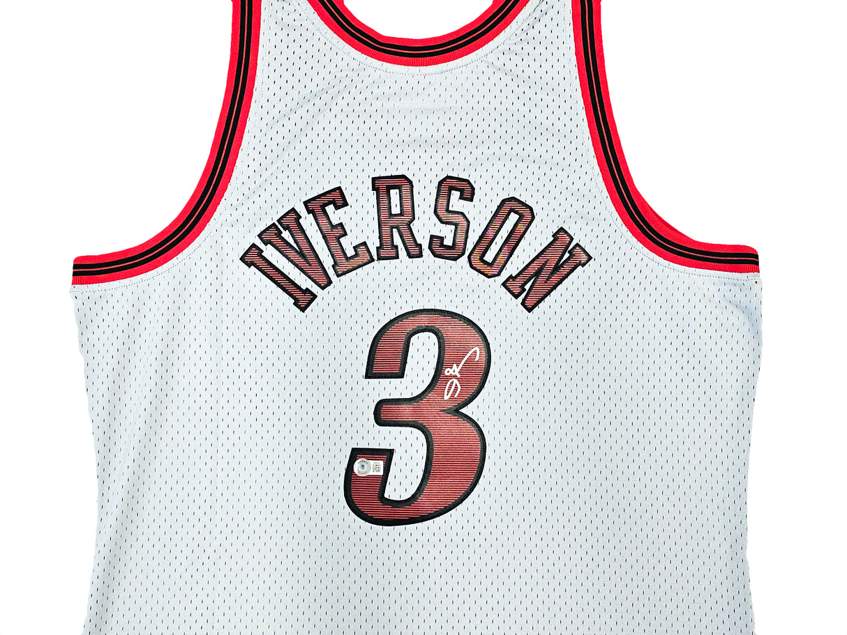 Philadelphia 76ers Allen Iverson Autographed Grey Authentic Mitchell & Ness 1997-98 HWC Swingman Jersey Size XL Beckett BAS Witness Stock #220430