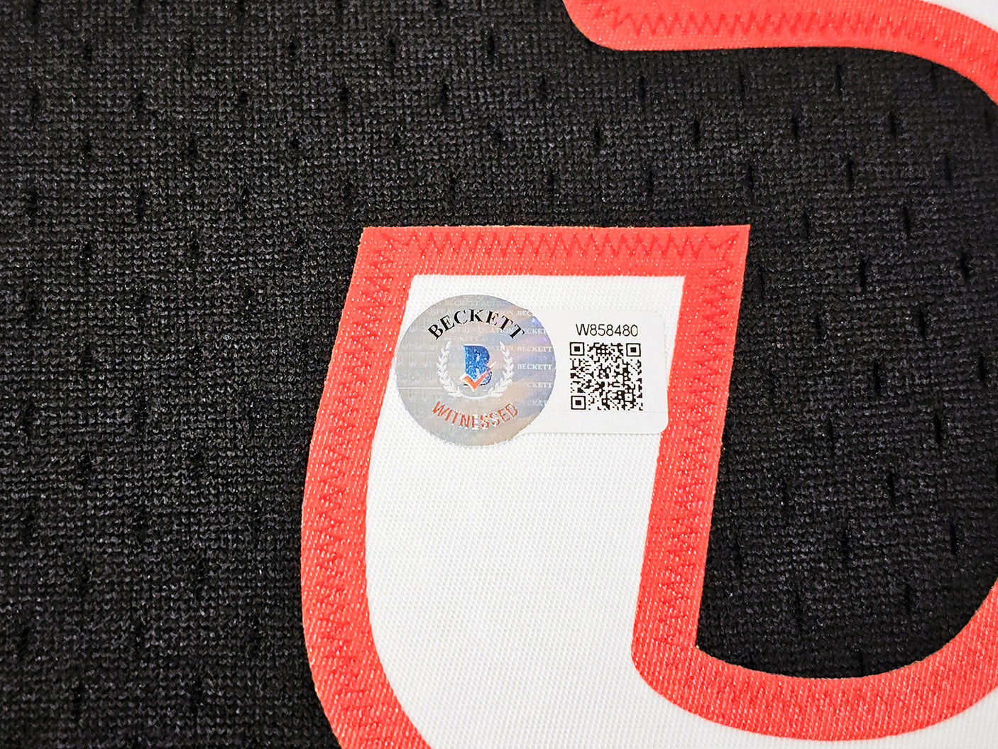 Philadelphia 76ers Allen Iverson Autographed Black Authentic Mitchell & Ness 10-05-06 HWC Swingman Jersey Size L Beckett BAS Witness Stock #220422