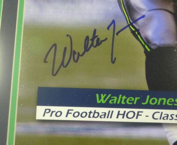 Walter Jones Autographed Framed 16x20 Photo Seattle Seahawks MCS Holo Stock #99724