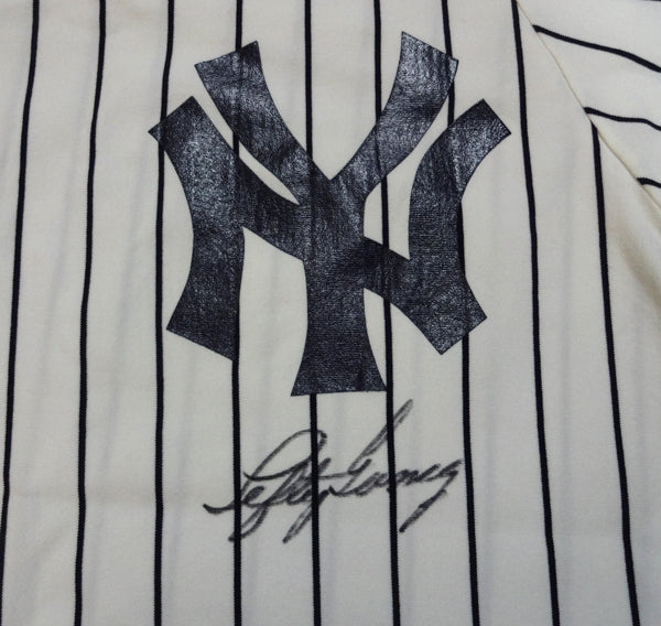 New York Yankees Lefty Gomez Autographed White Jersey PSA/DNA #V09459