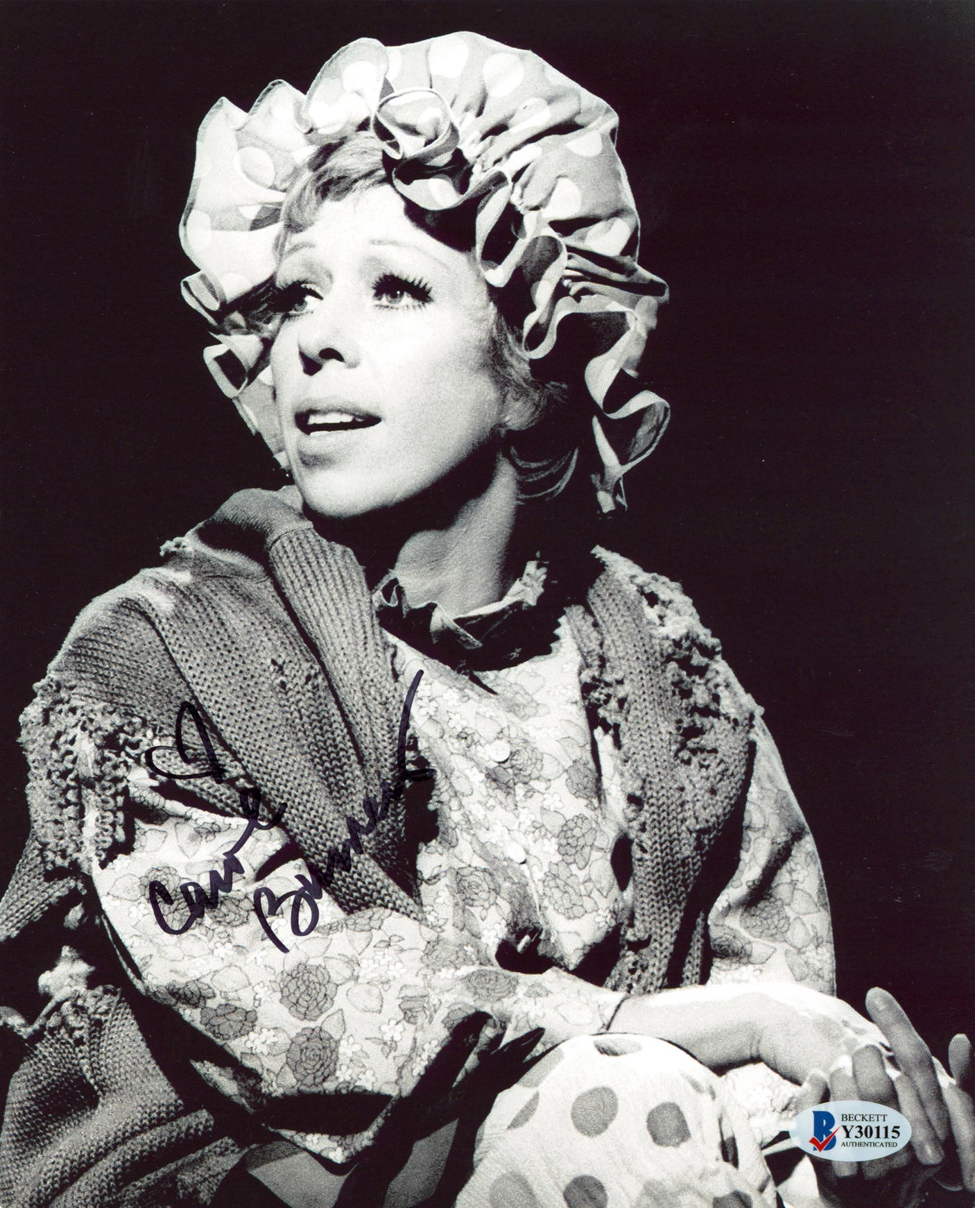 Carol Burnett Authentic Signed 8x10 Photo Autographed BAS #Y30115