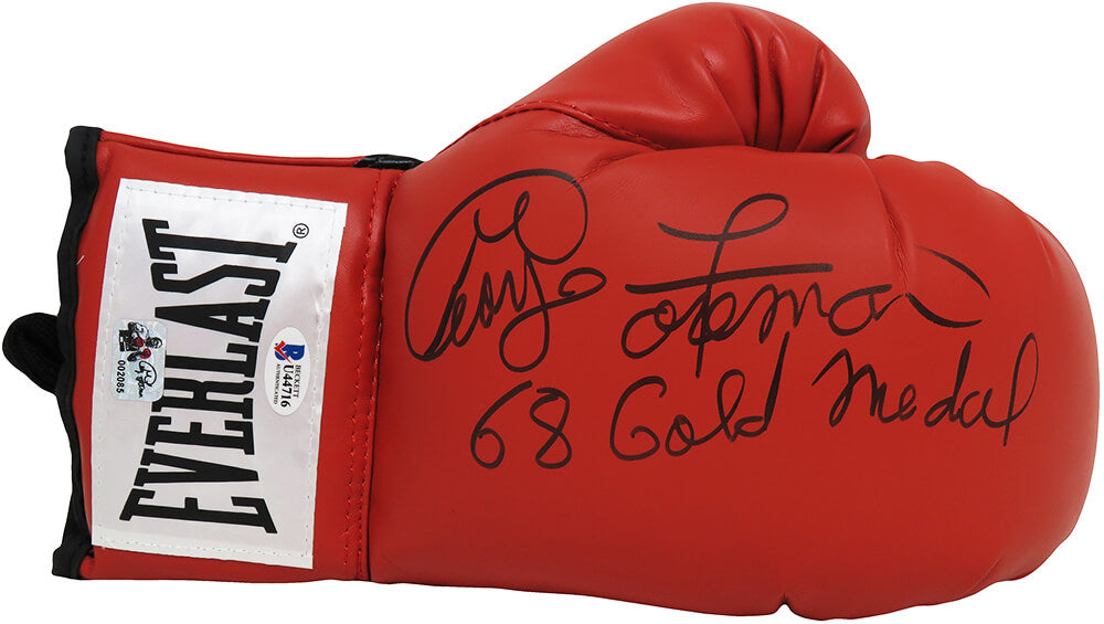 George Foreman Signed Everlast Red Boxing Glove w/68 Gold Medal (Beckett)