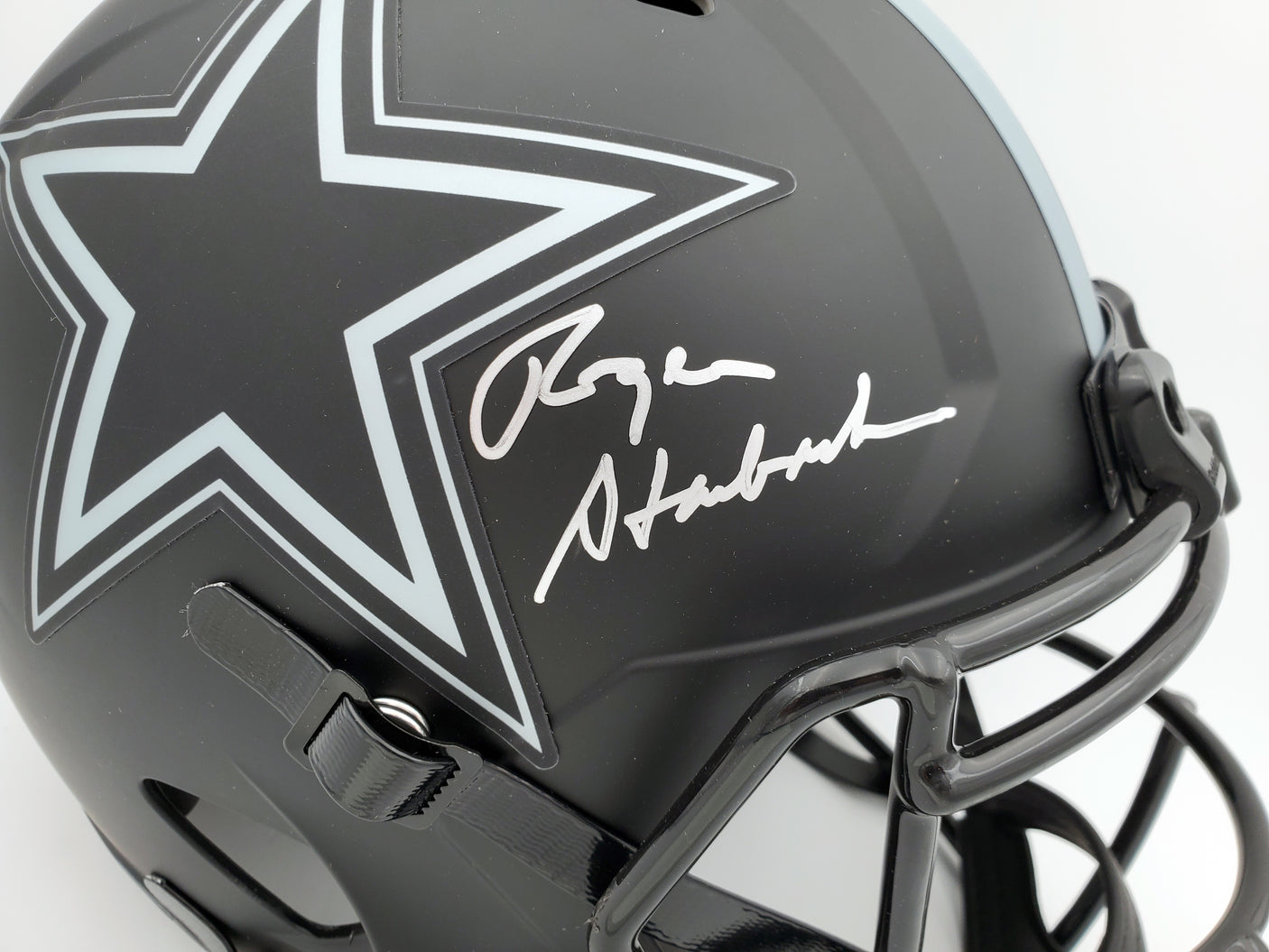 Roger Staubach Autographed Eclipse Black Dallas Cowboys Full Size Speed Replica Helmet Beckett BAS Stock #185835
