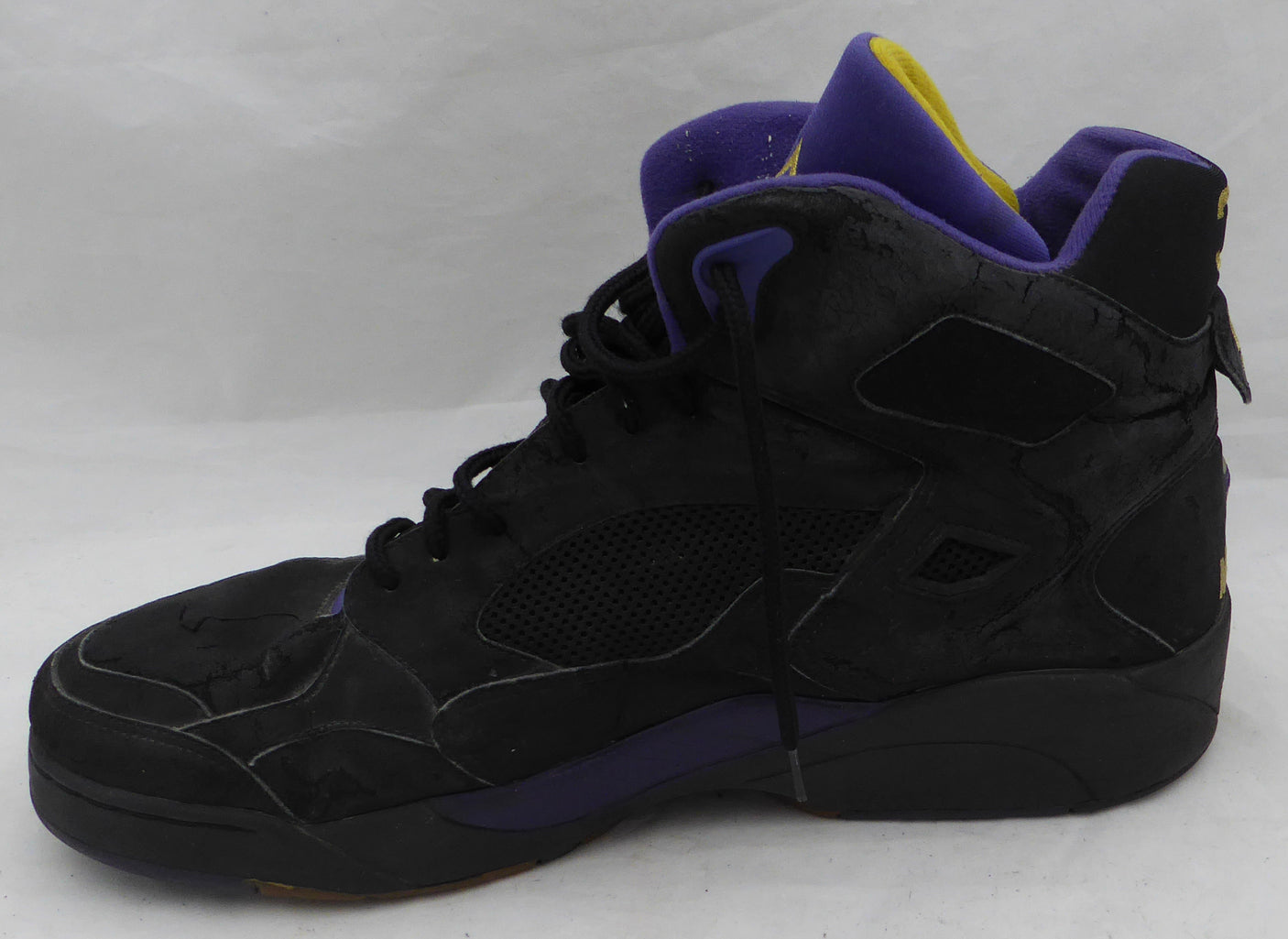 Karl Malone Autographed Game Used LA Tech Shoe Utah Jazz Beckett BAS QR #BK44635