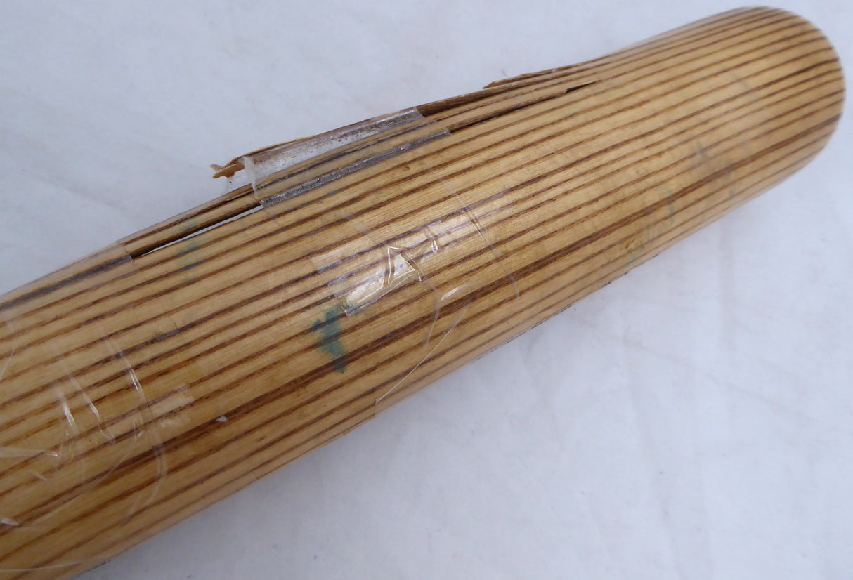 Alex Diaz Autographed Blonde Louisville Slugger 1995 Game Used Bat Seattle Mariners Cracked SKU #214047