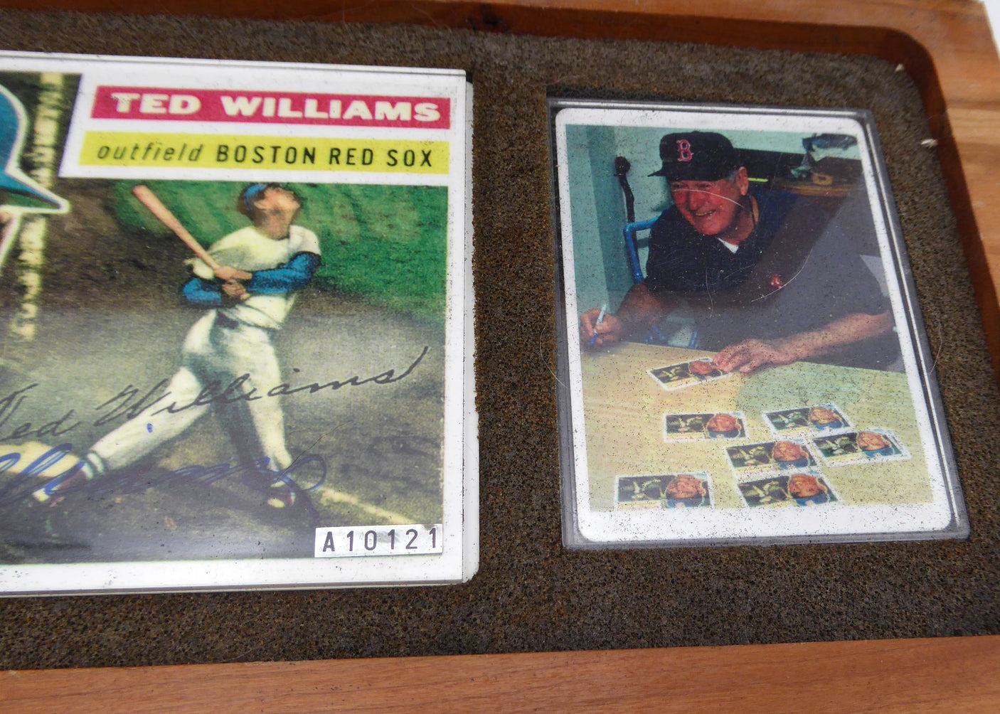 Ted Williams Autographed Porcelain Set Boston Red Sox Beckett BAS #A34724