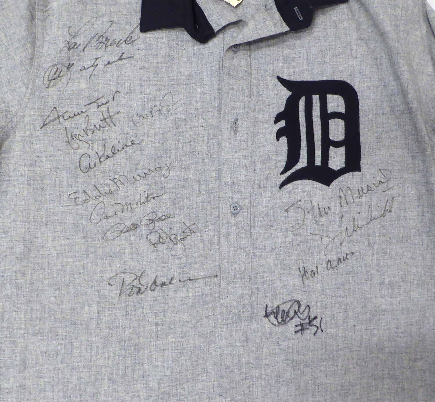 3000 Hit Club Autographed Jersey With 15 Signatures Including Aaron, Mays, Ichiro & Rose Beckett BAS #AD43551
