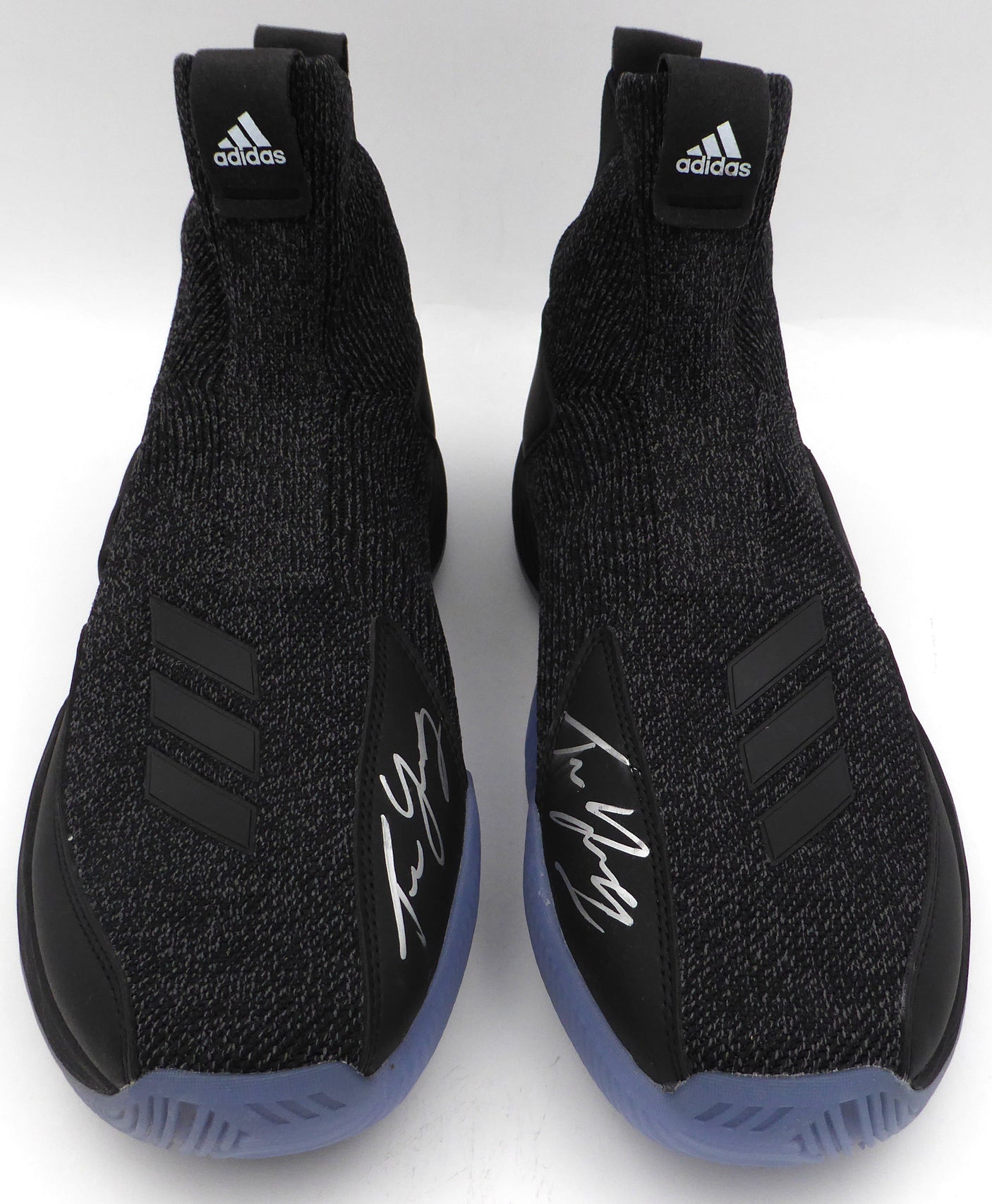 Trae Young Autographed Black Adidas Shoe Atlanta Hawks Light Strike Size 12.5 (Smudged) Beckett BAS QR #BL93431