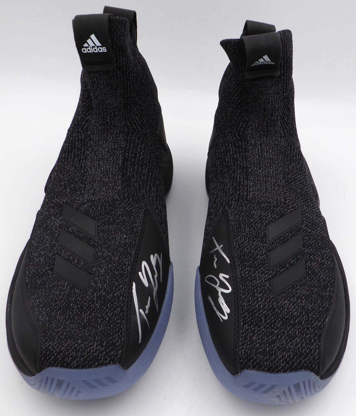 Trae Young Autographed Black Adidas Shoe Atlanta Hawks Light Strike Size 12.5 (Smudged) Beckett BAS QR #BL93437