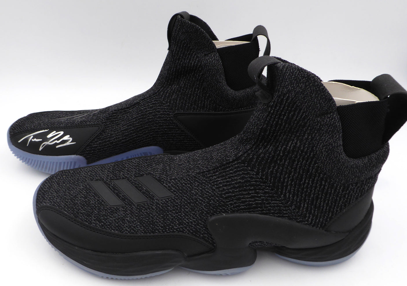 Trae Young Autographed Black Adidas Shoe Atlanta Hawks Light Strike Size 12.5 (Smudged) Beckett BAS QR #BL93437