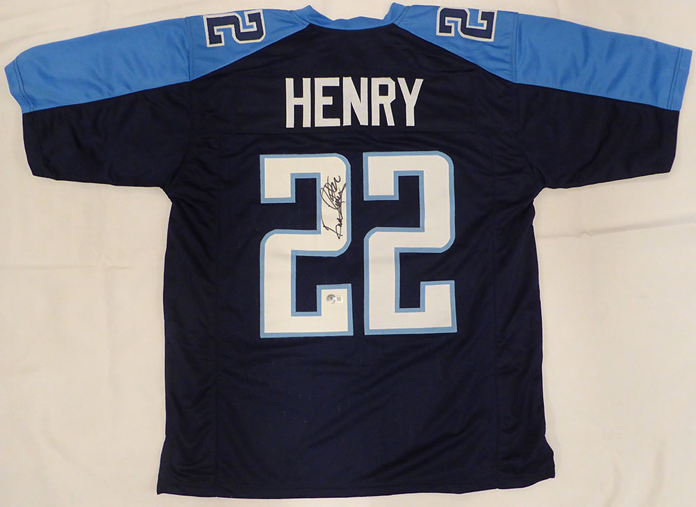 Tennessee Titans Derrick Henry Autographed Blue Custom Jersey Beckett BAS QR #W173087