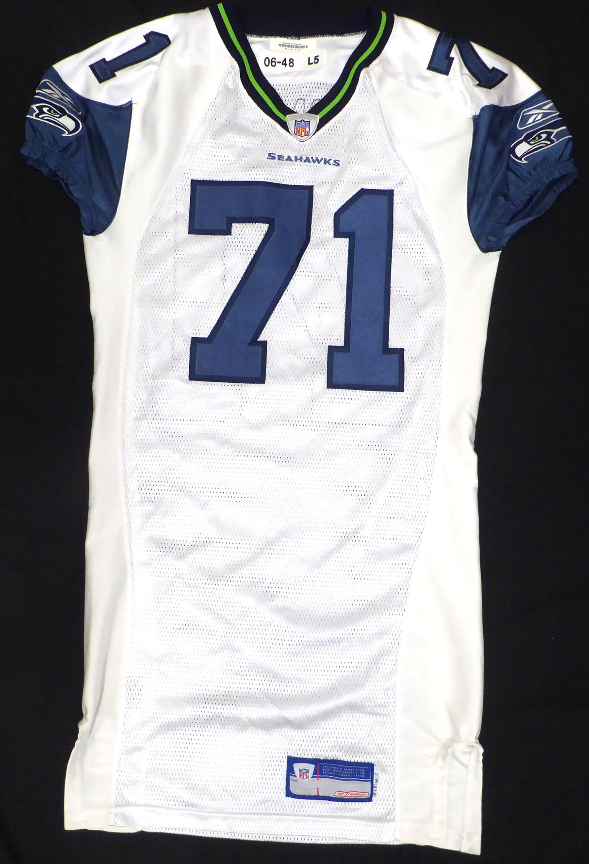 Seattle Seahawks Walter Jones Autographed White 2006 Reebok Authentic Jersey Beckett BAS QR #BU86958