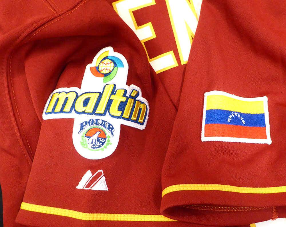 Juan Colmenarez Venezuela 2006 WBC Game Worn Red Jersey Unsigned MLB Holo #BB020831