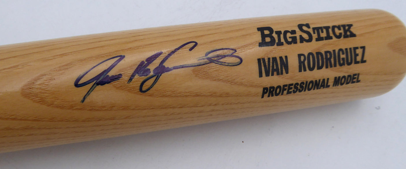 Ivan Rodriguez Autographed Rawlings Bat Texas Rangers Beckett BAS QR #BS30656