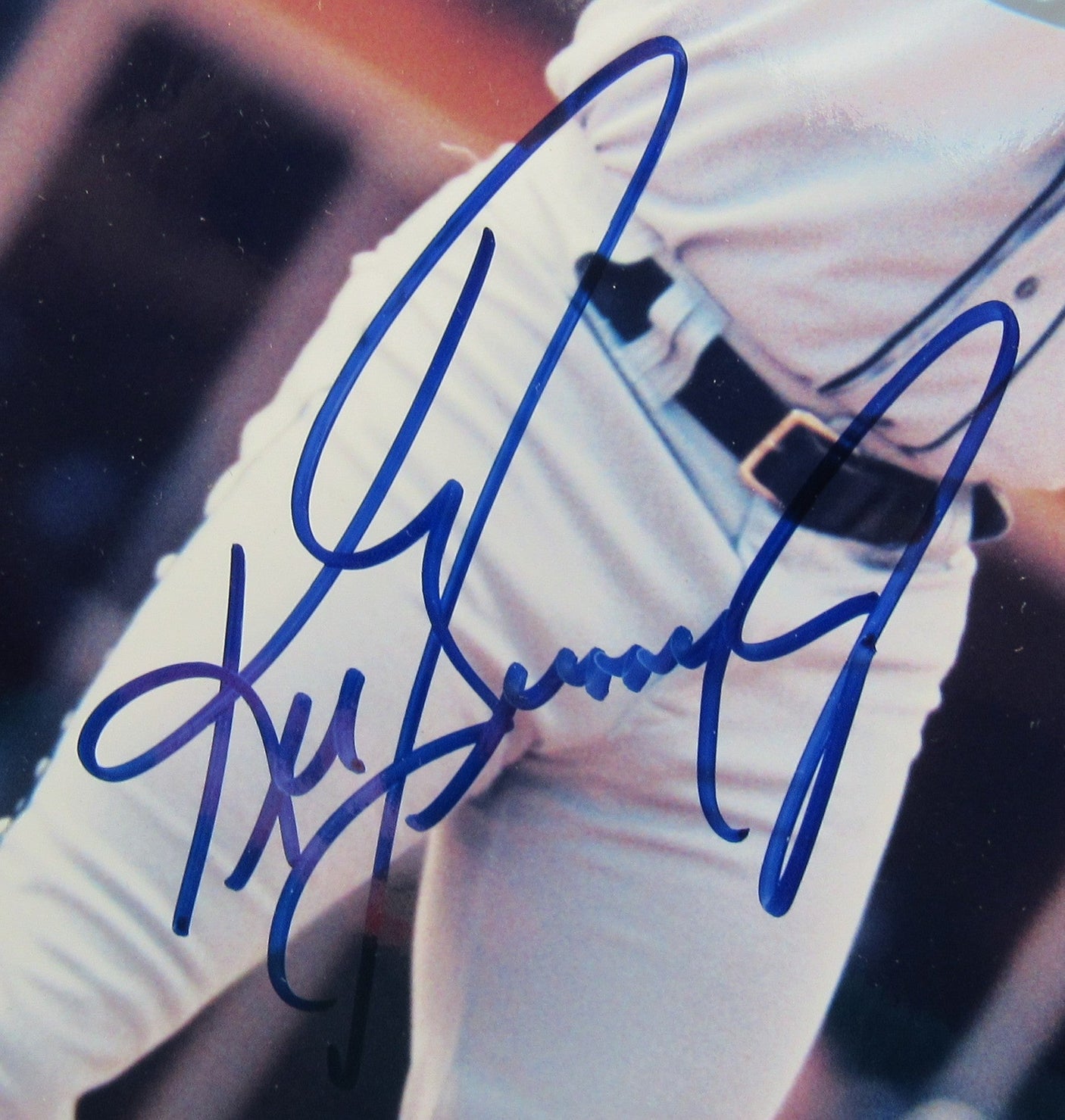Ken Griffey Jr Signed Auto 8x10 Photo JSA CJ55954