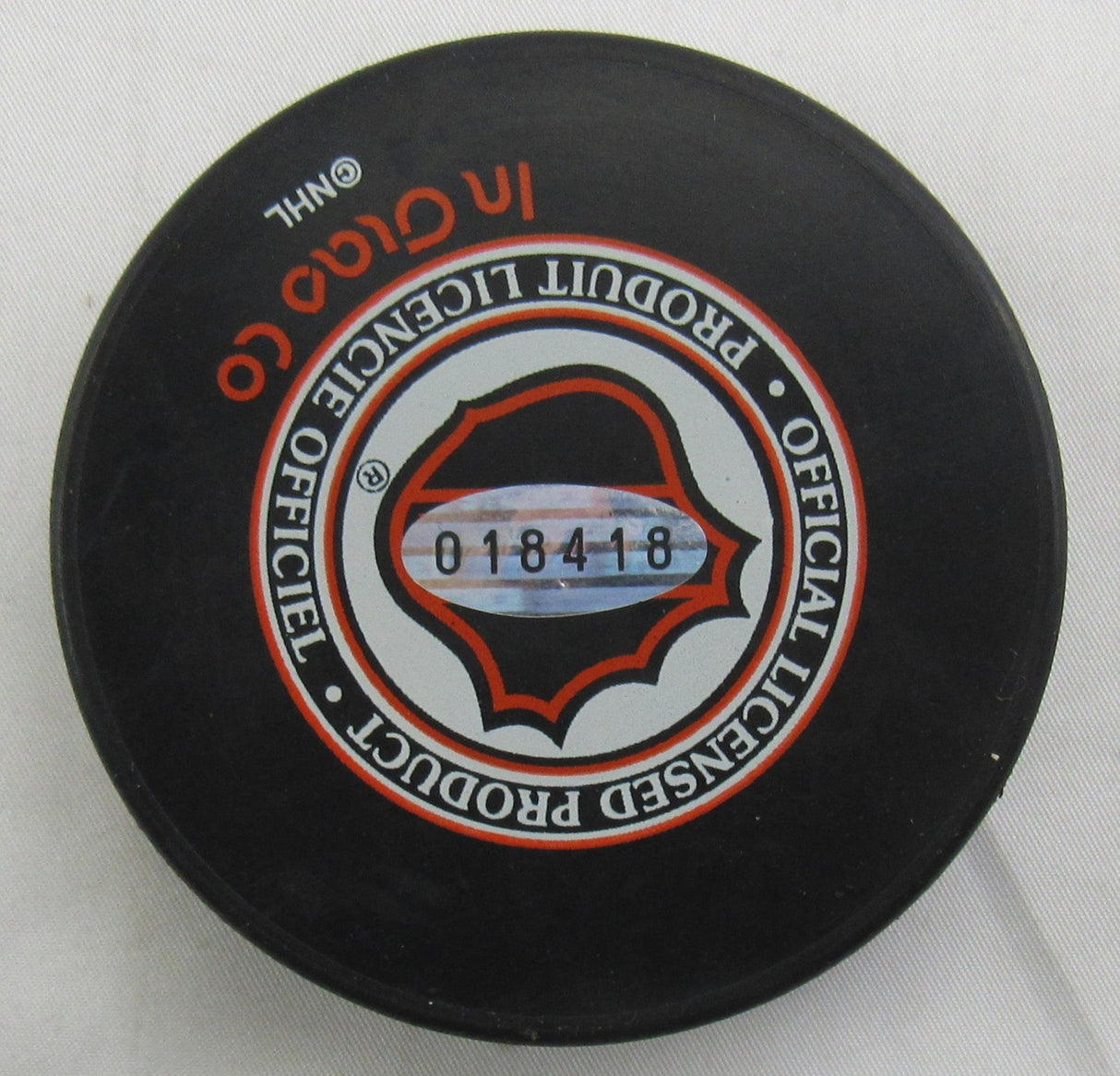 Martin Brodeur Signed Auto Puck Steiner Hologram 018418